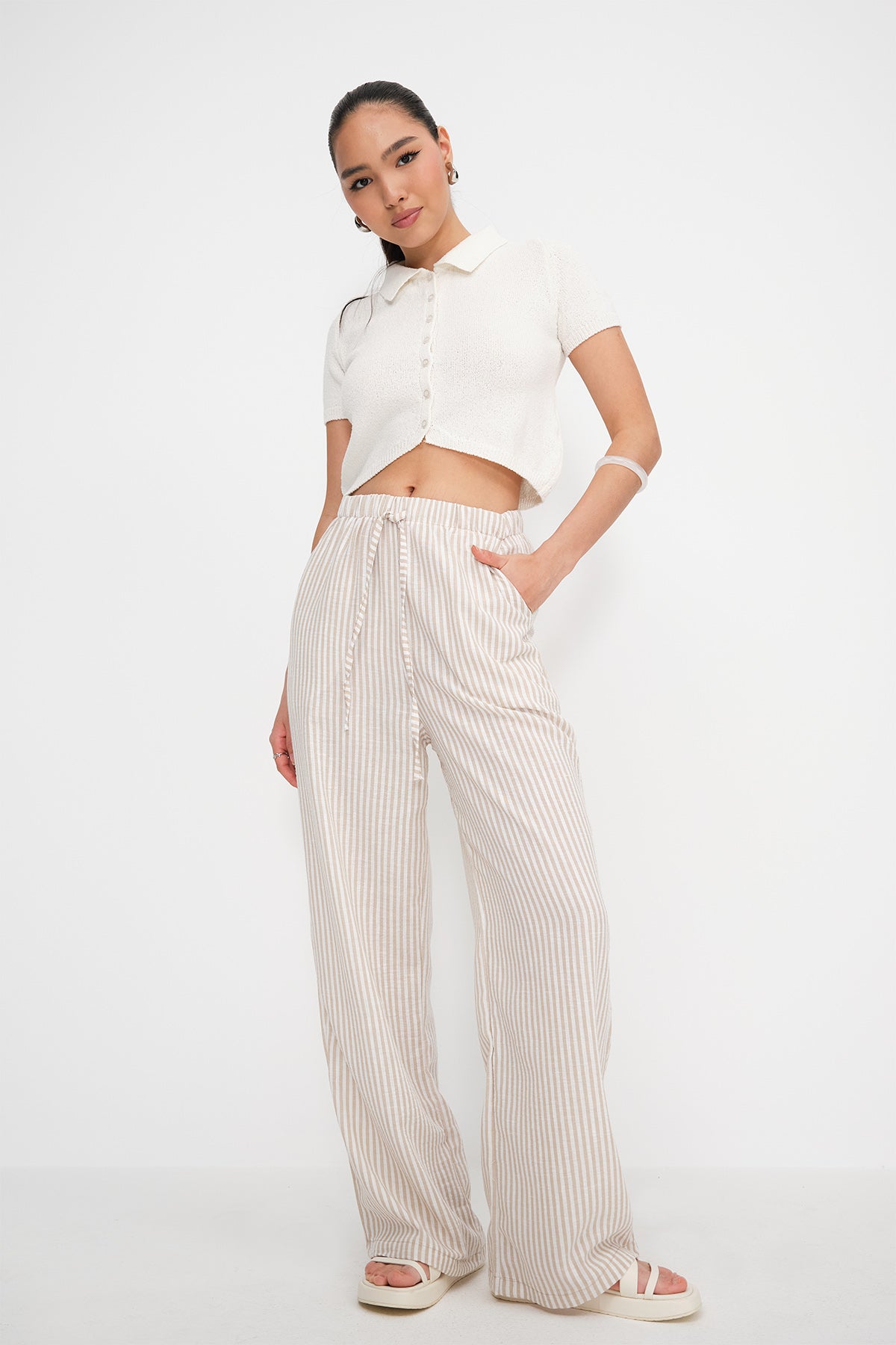 Beige_Striped-Wide-Leg-Trousers-addax