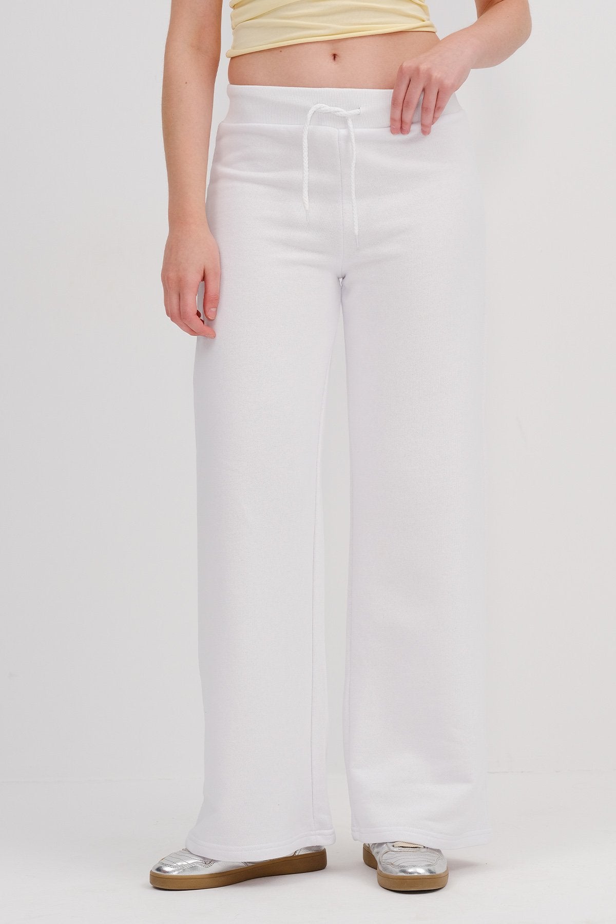 White_Elastic-Waist-Wide-Leg-Sweatpants-addax