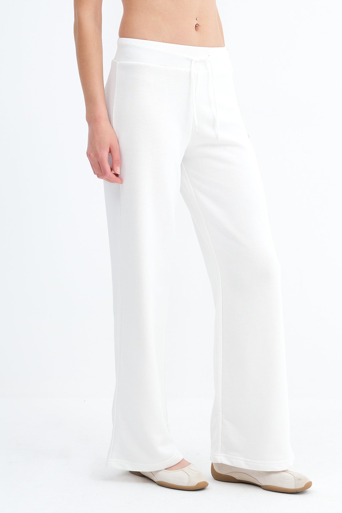 Ecru_Elastic-Waist-Wide-Leg-Sweatpants-addax