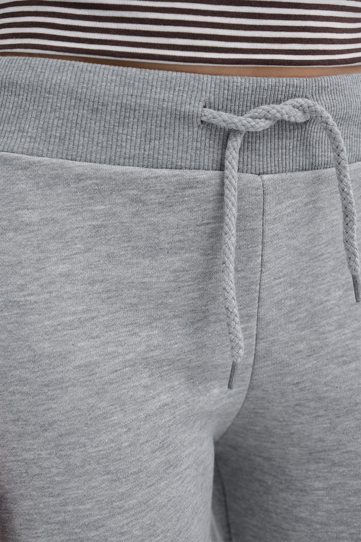 Grey-Melange_Elastic-Waist-Wide-Leg-Sweatpants-addax