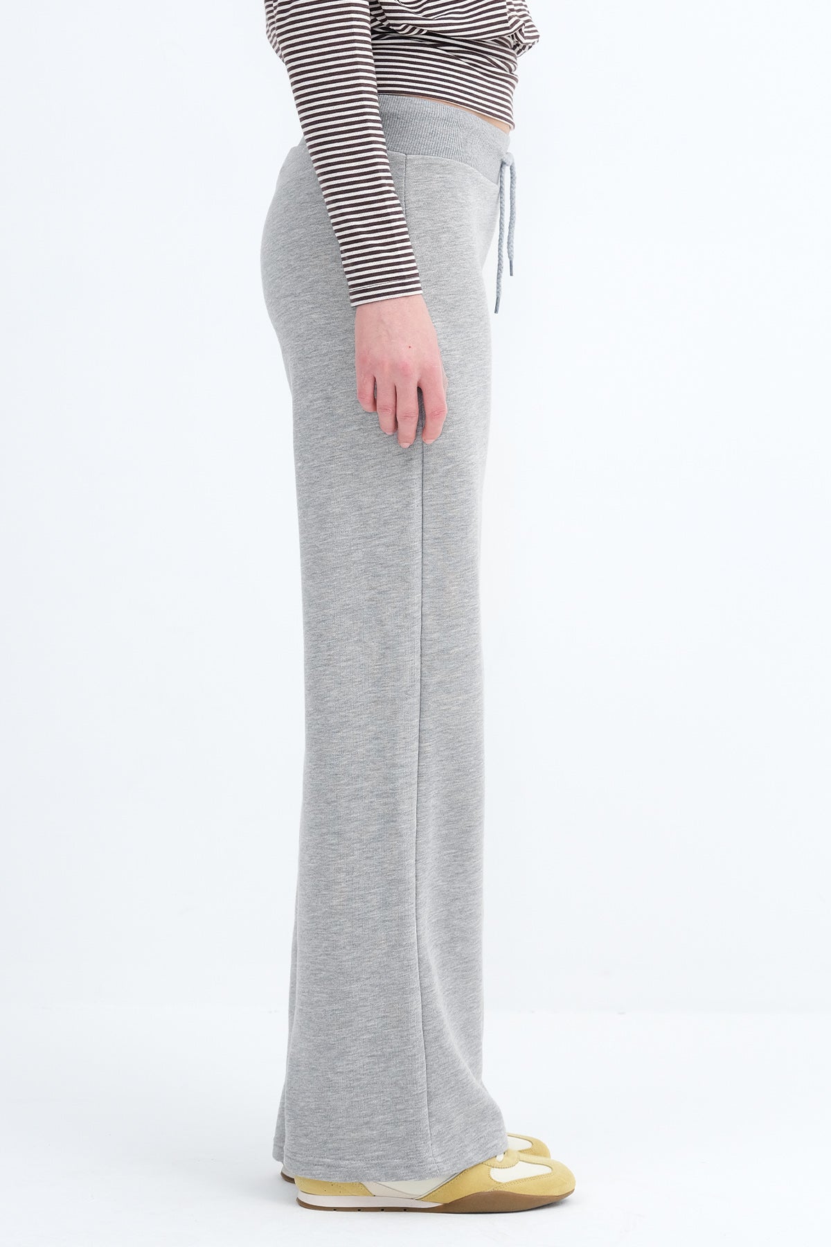 Grey-Melange_Elastic-Waist-Wide-Leg-Sweatpants-addax