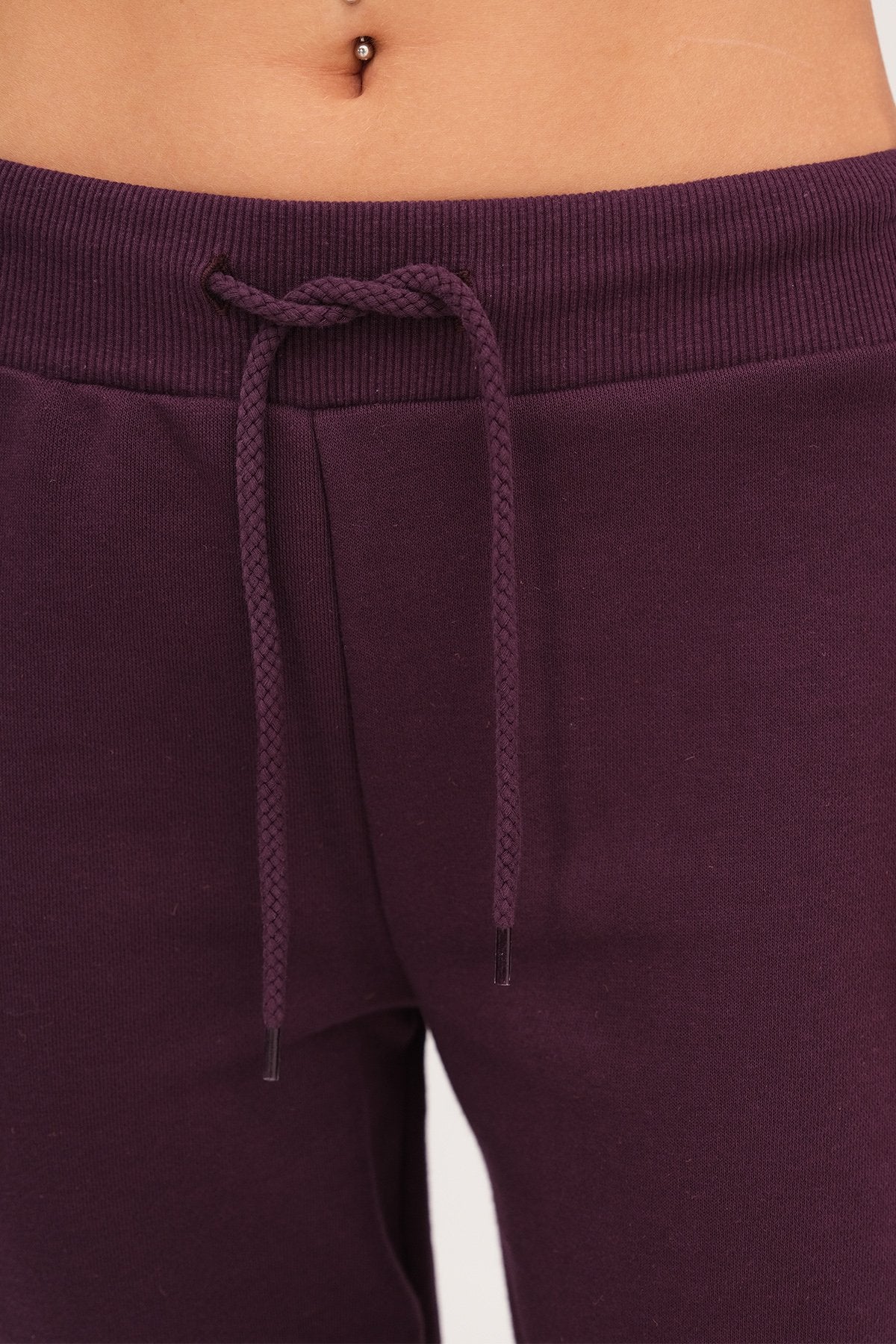 Gardenia_Elastic-Waist-Wide-Leg-Sweatpants-addax