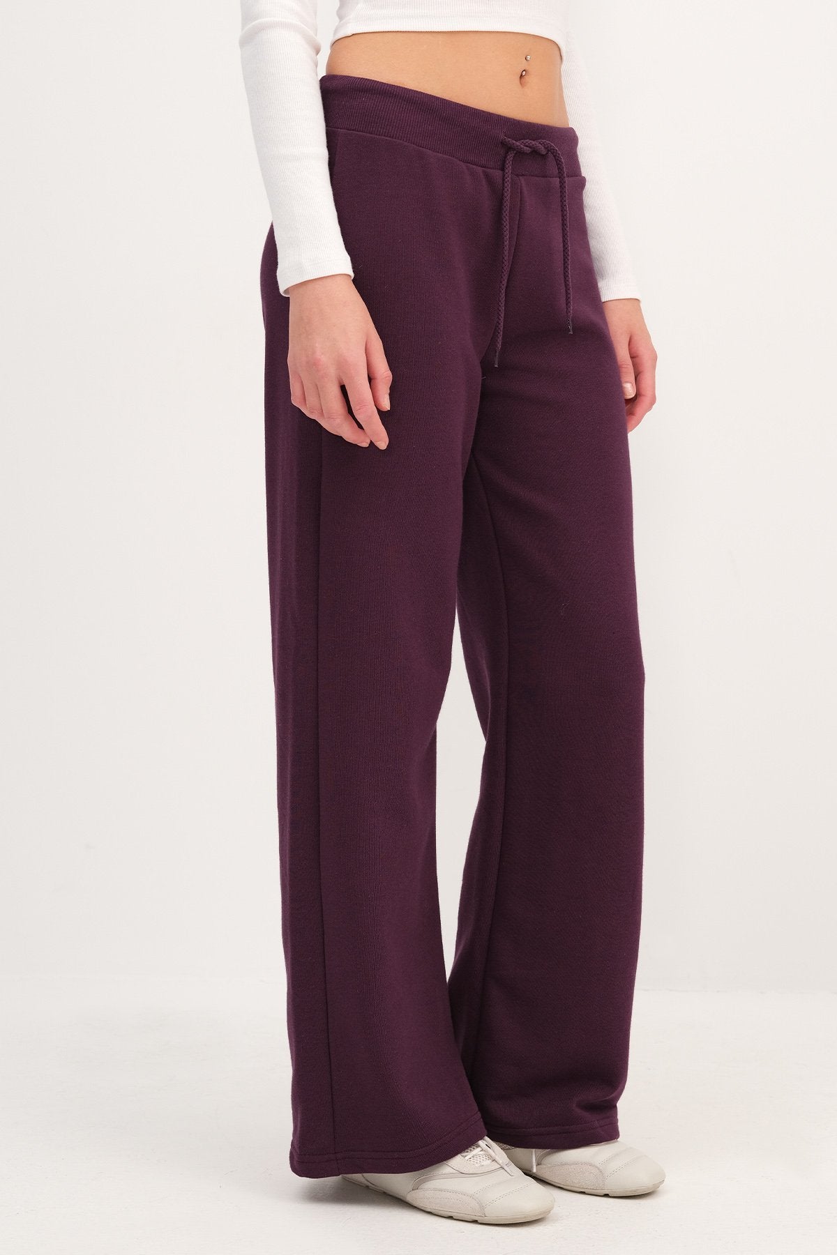 Gardenia_Elastic-Waist-Wide-Leg-Sweatpants-addax