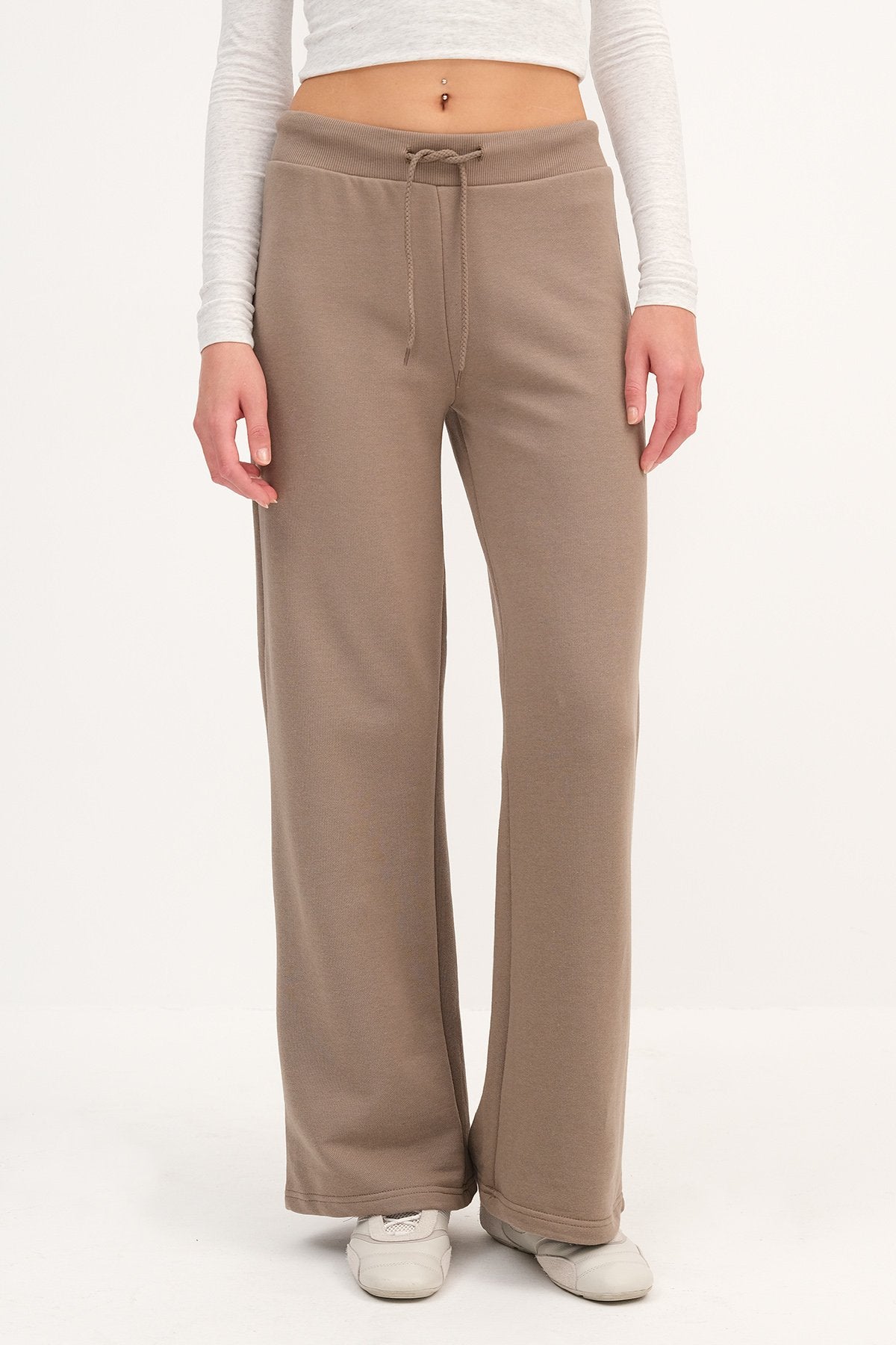 Annual_Elastic-Waist-Wide-Leg-Sweatpants-addax