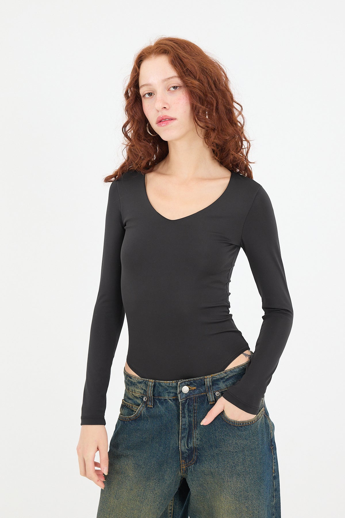 Black_V-Neck-Long-Sleeve-Basic-Bodysuit-addax