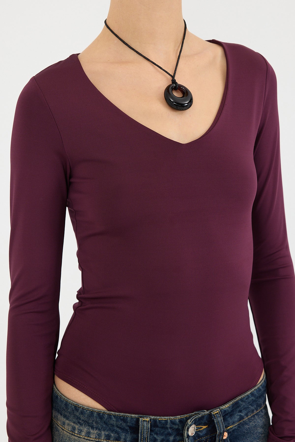 Gardenia_V-Neck-Long-Sleeve-Basic-Bodysuit-addax