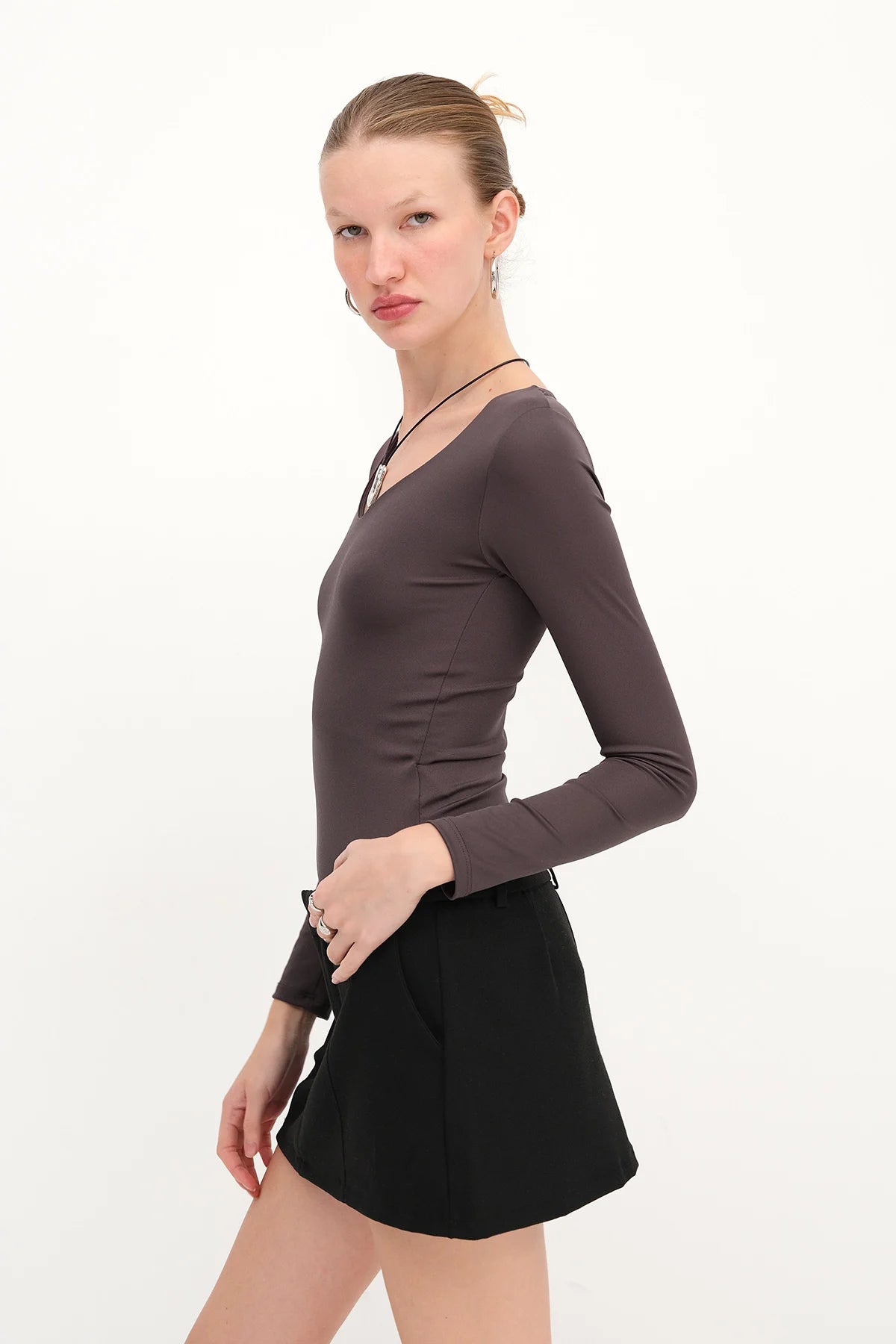Soft-Brown_V-Neck-Long-Sleeve-Basic-Bodysuit-addax