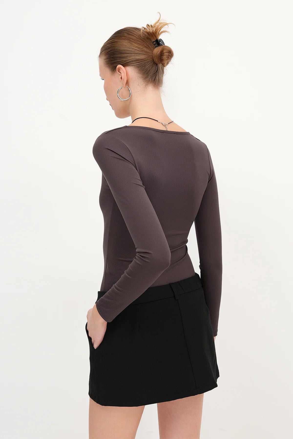 Soft-Brown_V-Neck-Long-Sleeve-Basic-Bodysuit-addax