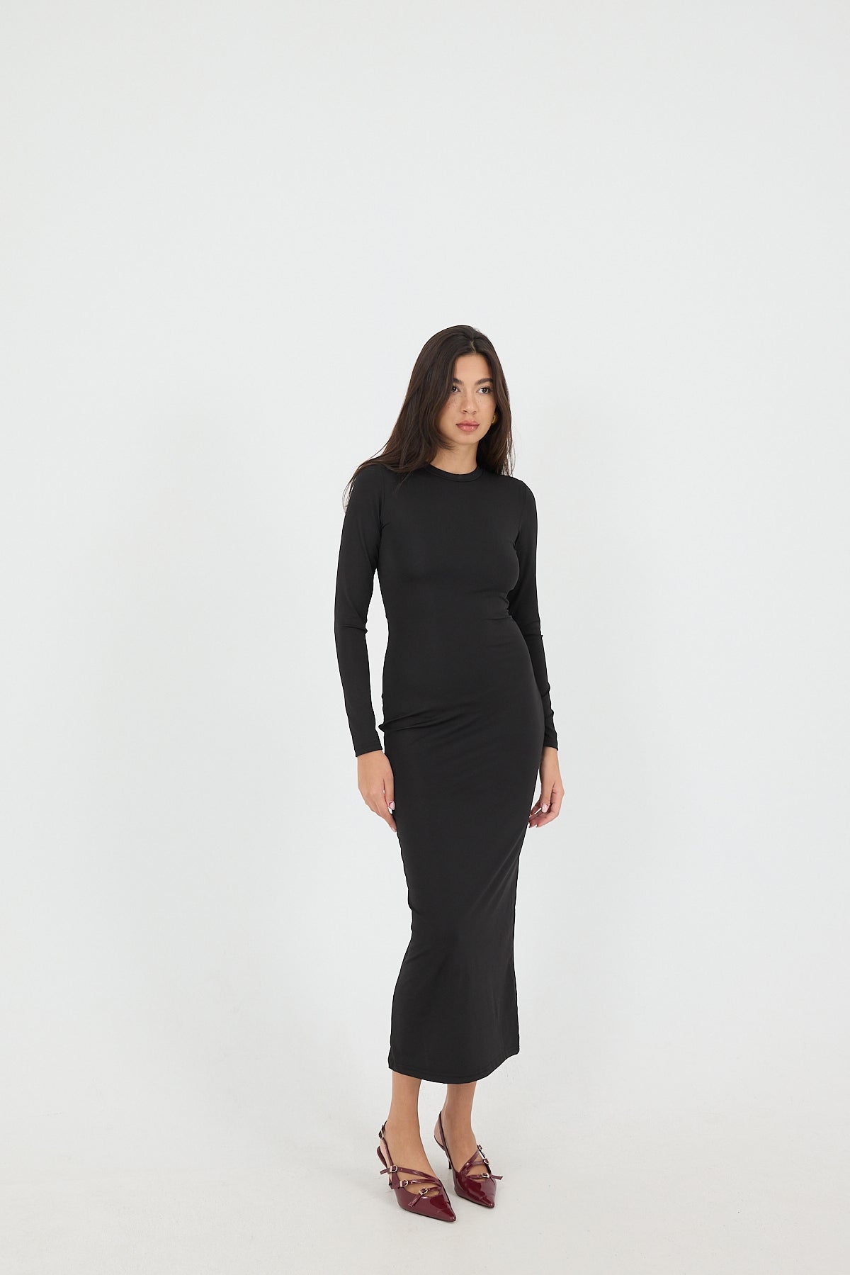 Black_Crew-Neck,-Backless-Long-Dress-addax