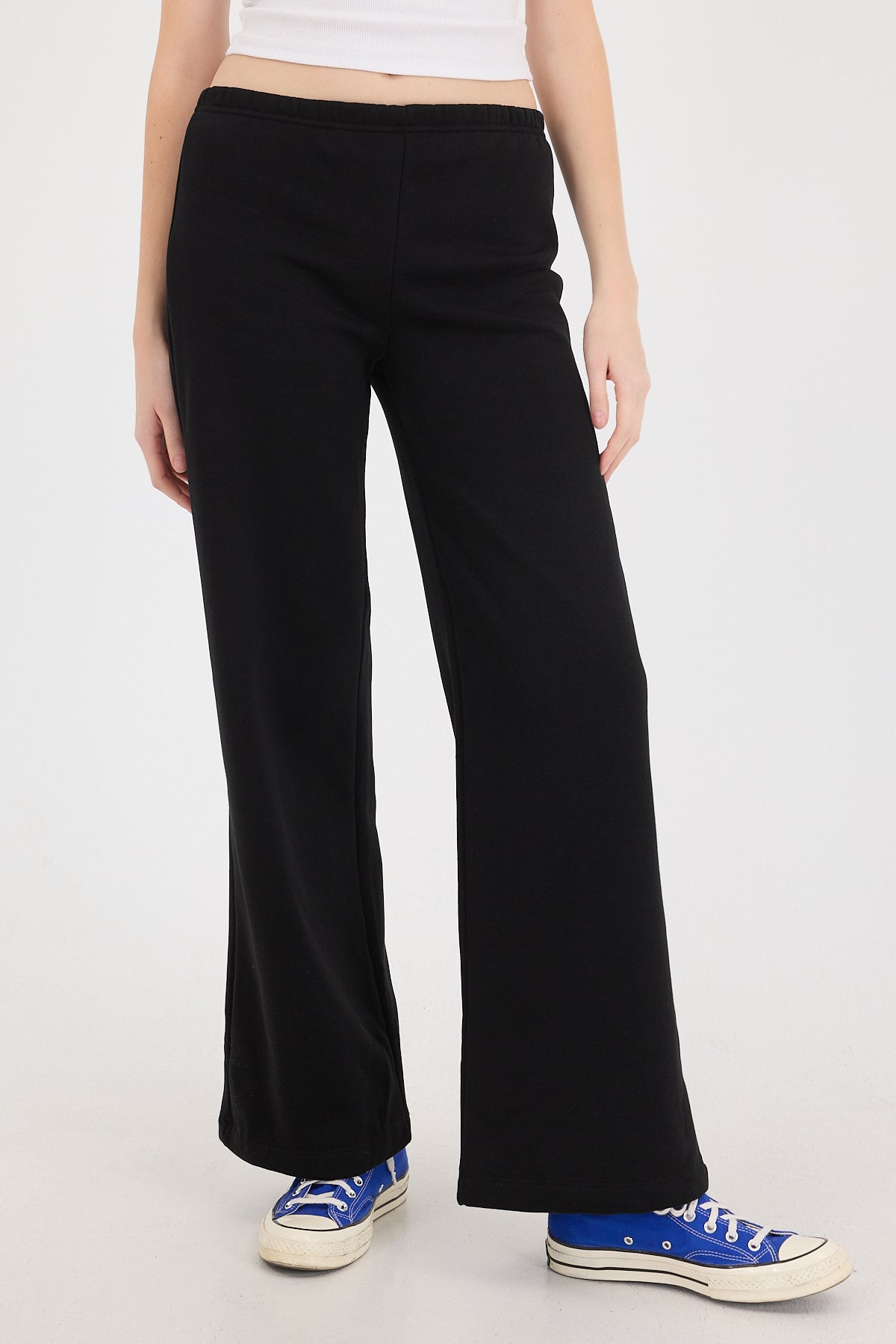 Black_Elastic-Waist-Wide-Leg-Sweatpants-addax