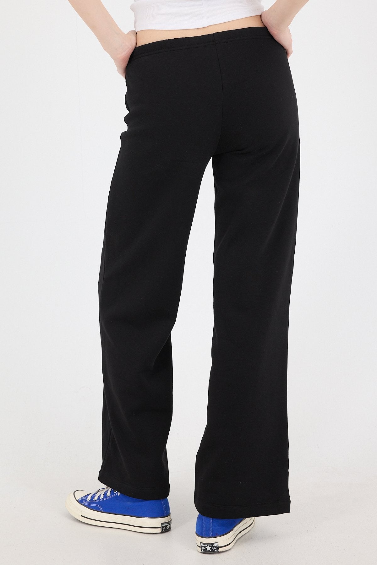 Black_Elastic-Waist-Wide-Leg-Sweatpants-addax
