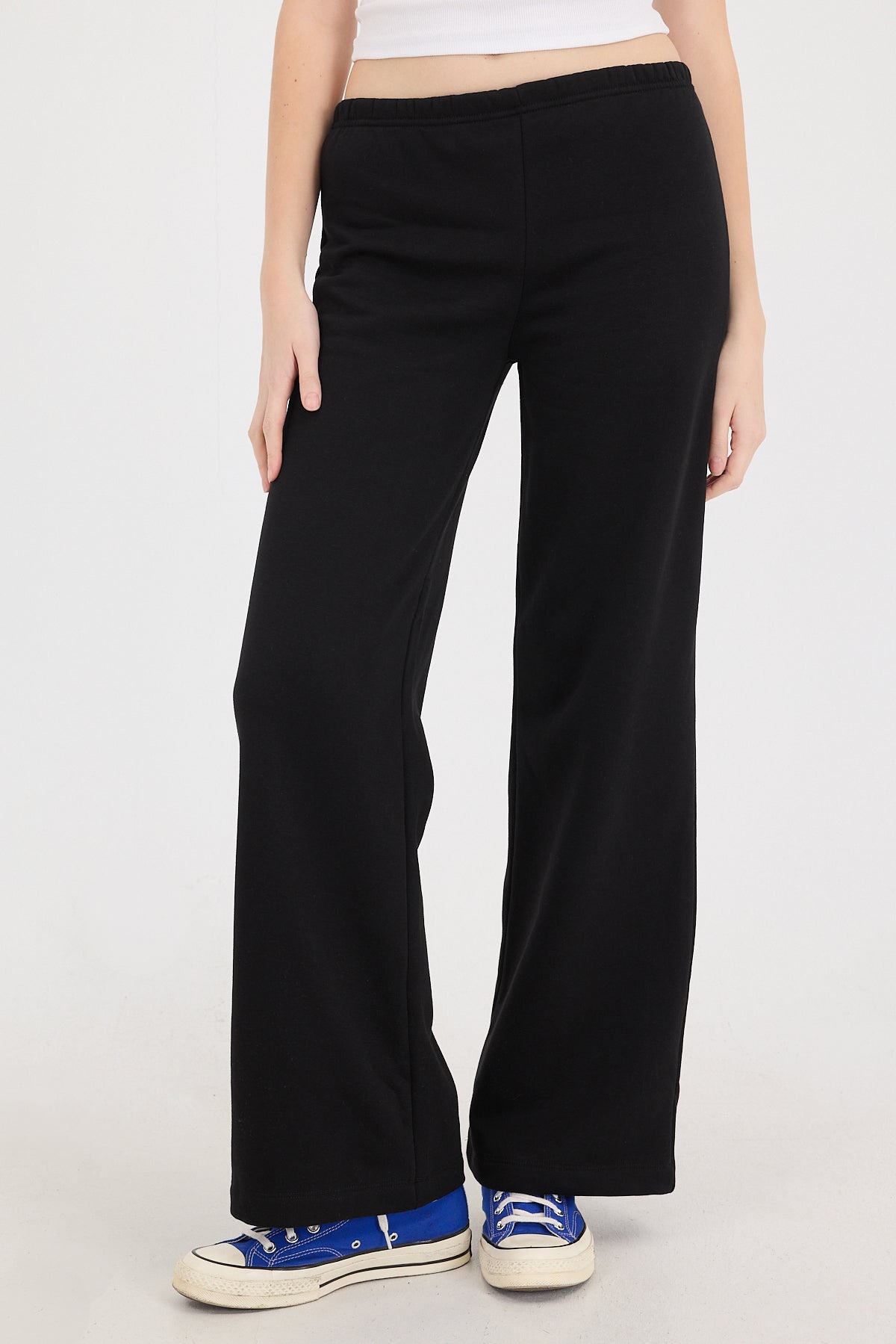 Black_Elastic-Waist-Wide-Leg-Sweatpants-addax