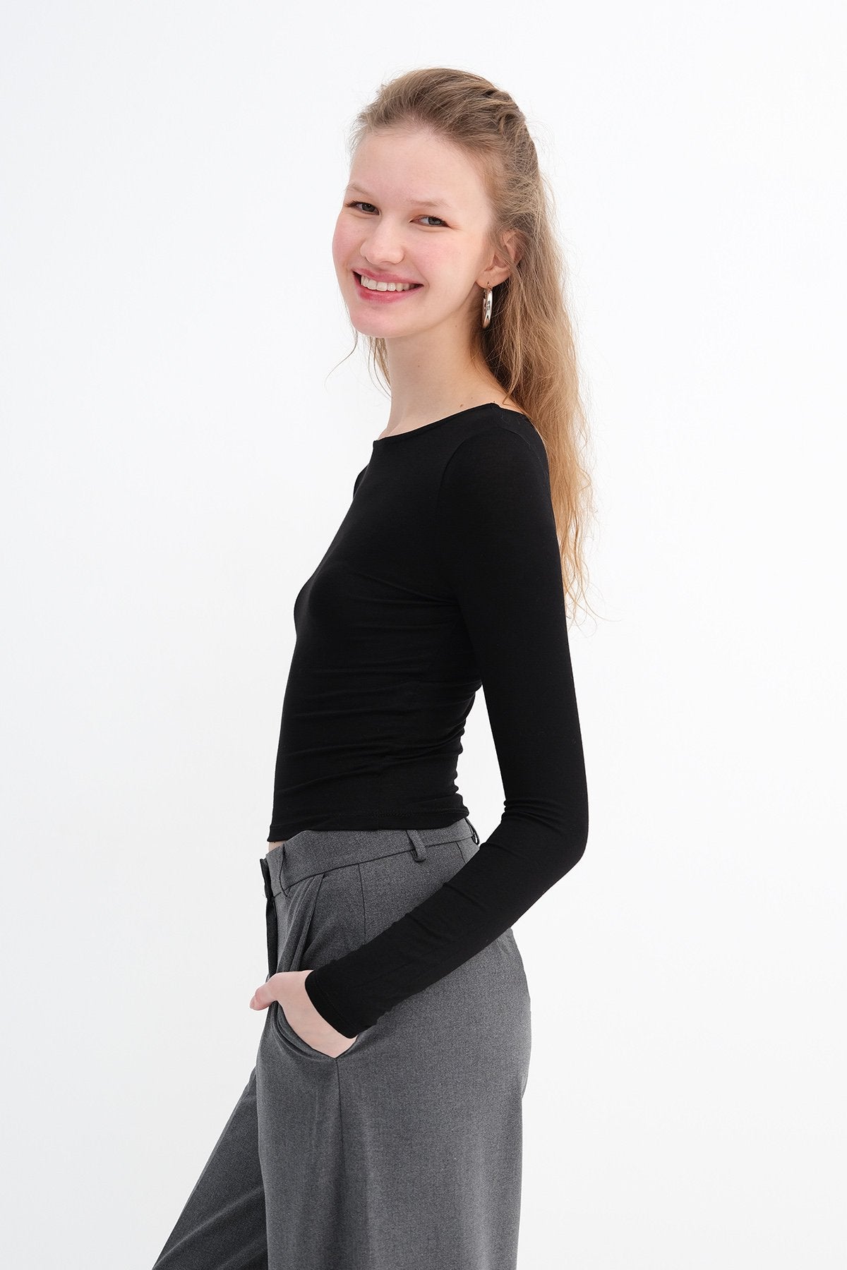Black_Long-Sleeve-Basic-Blouse-addax