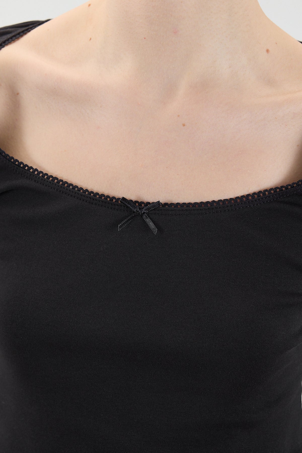 Black_U-Neck-Long-Sleeve-Blouse-with-Bow-addax