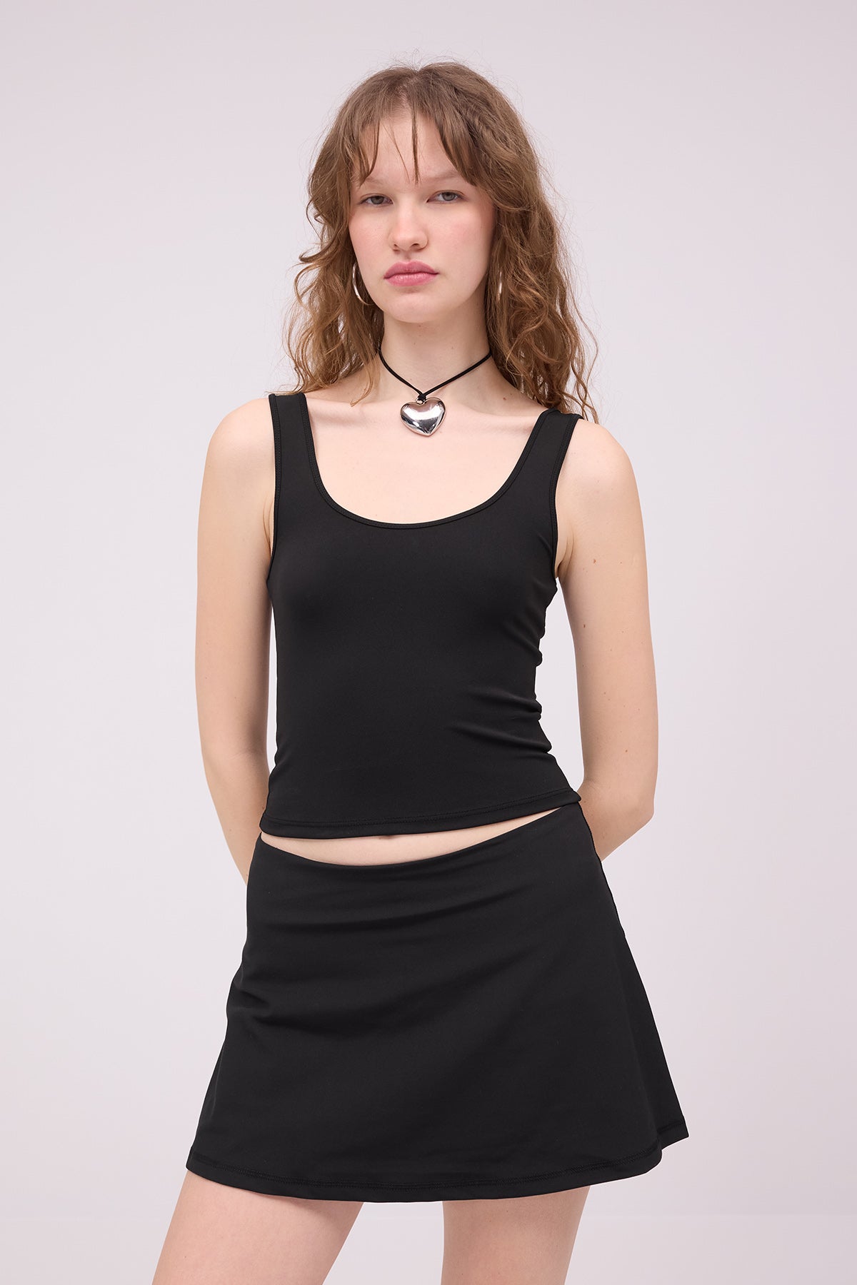 Black_U-Neck-Basic-Undershirt-addax