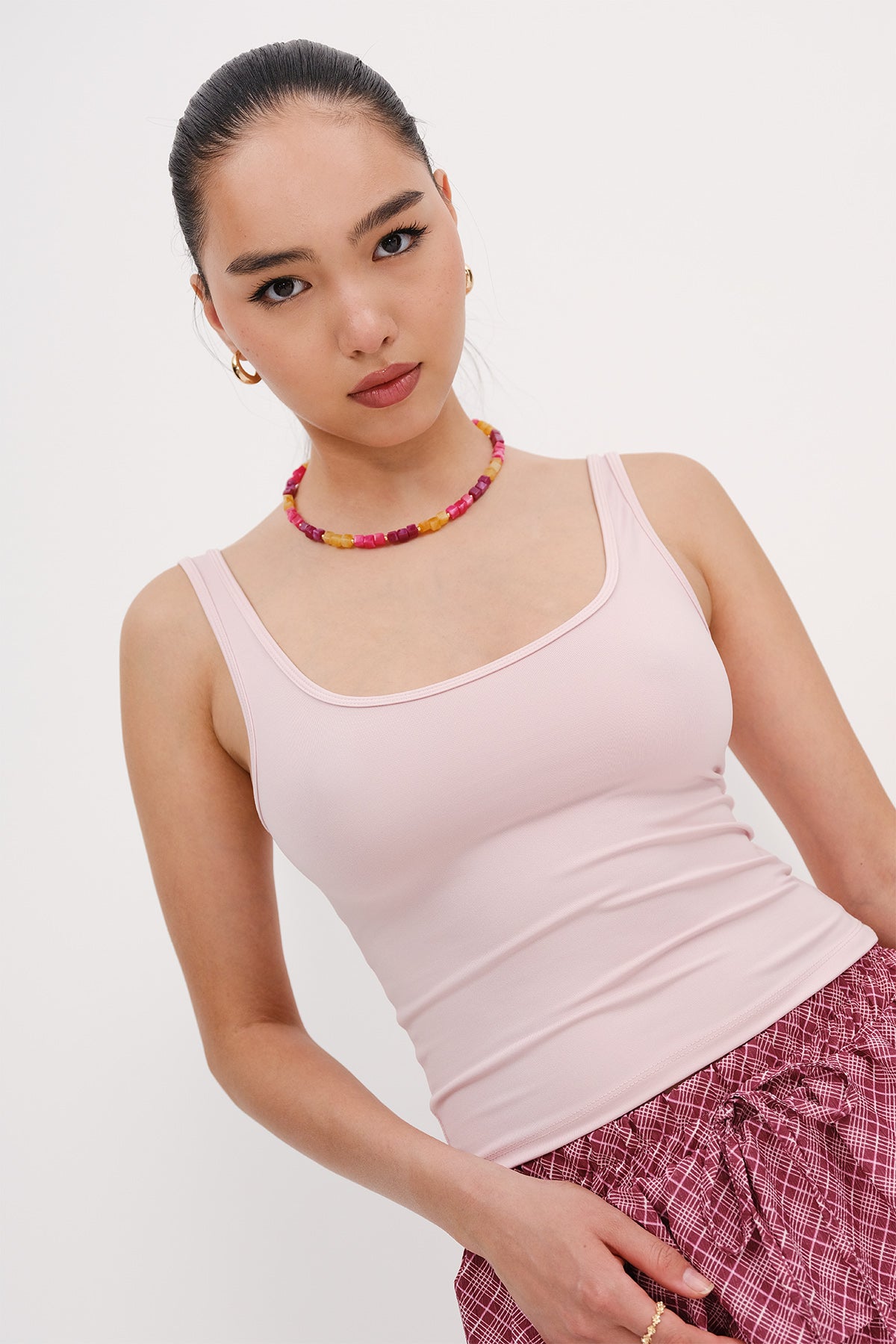 Lotus_U-Neck-Basic-Undershirt-addax