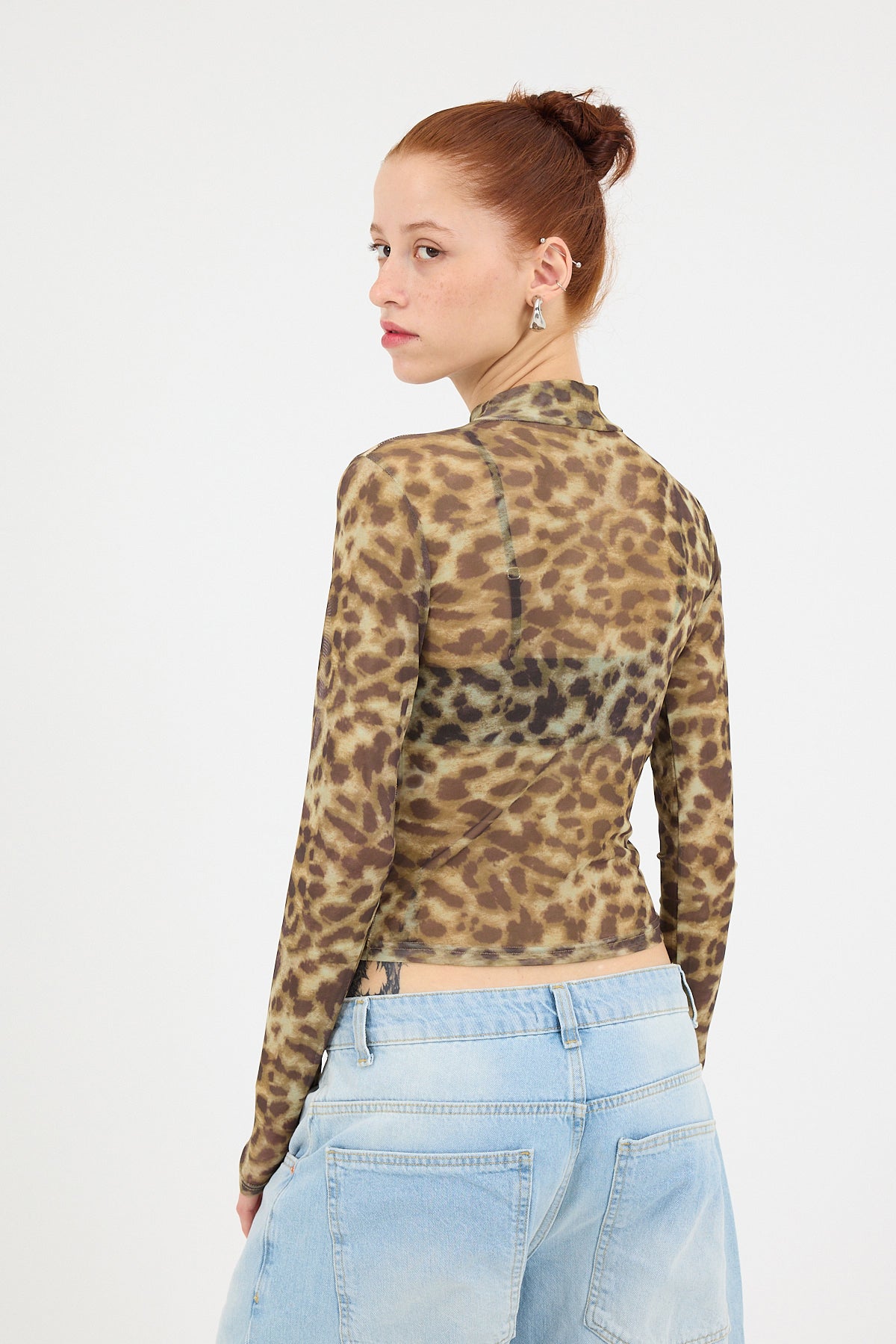 Leopard_Turtleneck-Sheer-Blouse-addax