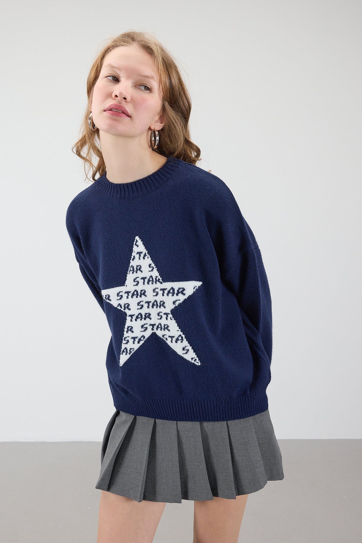 Night-Blue_Crew-Neck-Star-Patterned-Knitwear-Sweater-addax