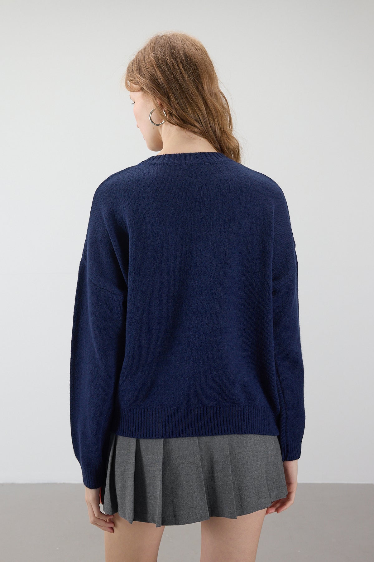 Night-Blue_Crew-Neck-Star-Patterned-Knitwear-Sweater-addax