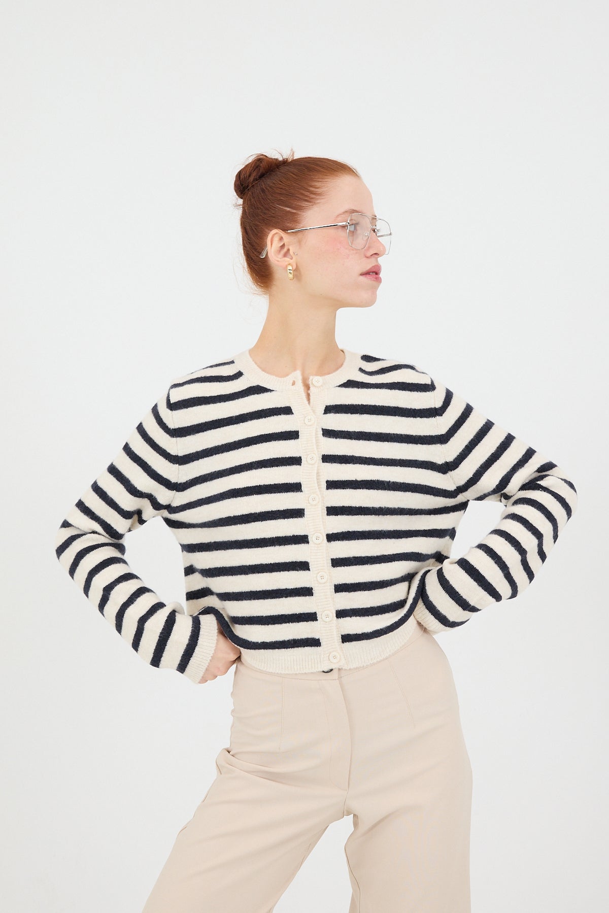 Beige---Night-Blue_Crew-Neck-Striped-Buttoned-Knitwear-Cardigan-addax