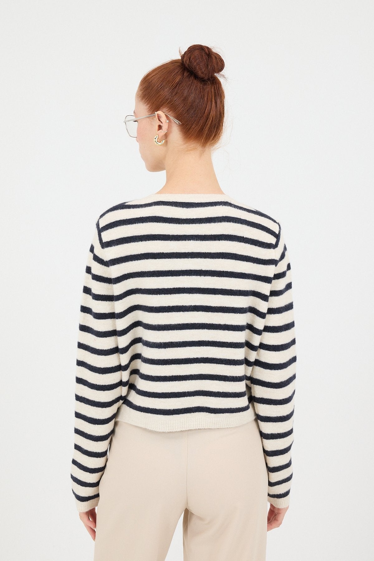 Beige---Night-Blue_Crew-Neck-Striped-Buttoned-Knitwear-Cardigan-addax