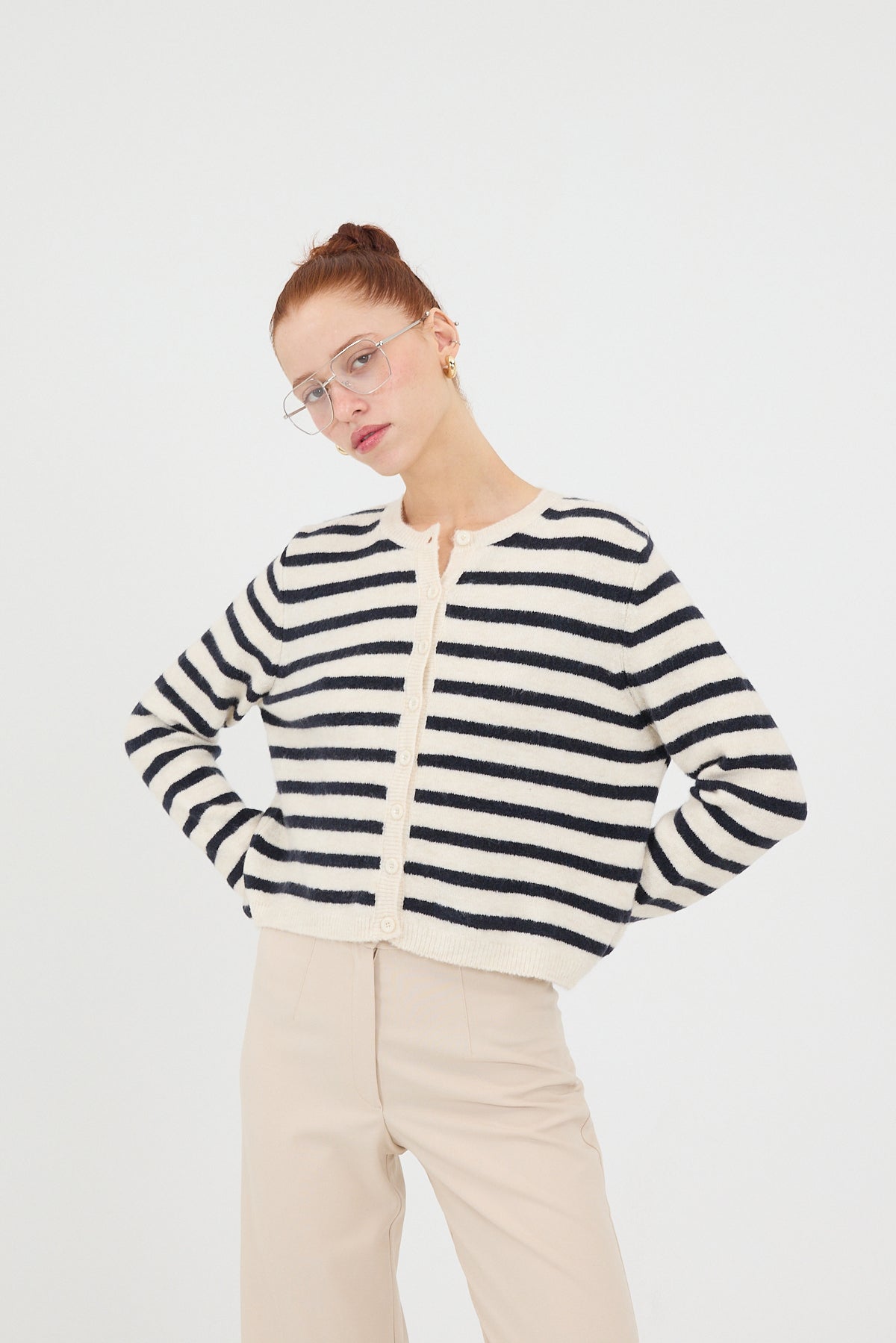 Beige---Night-Blue_Crew-Neck-Striped-Buttoned-Knitwear-Cardigan-addax