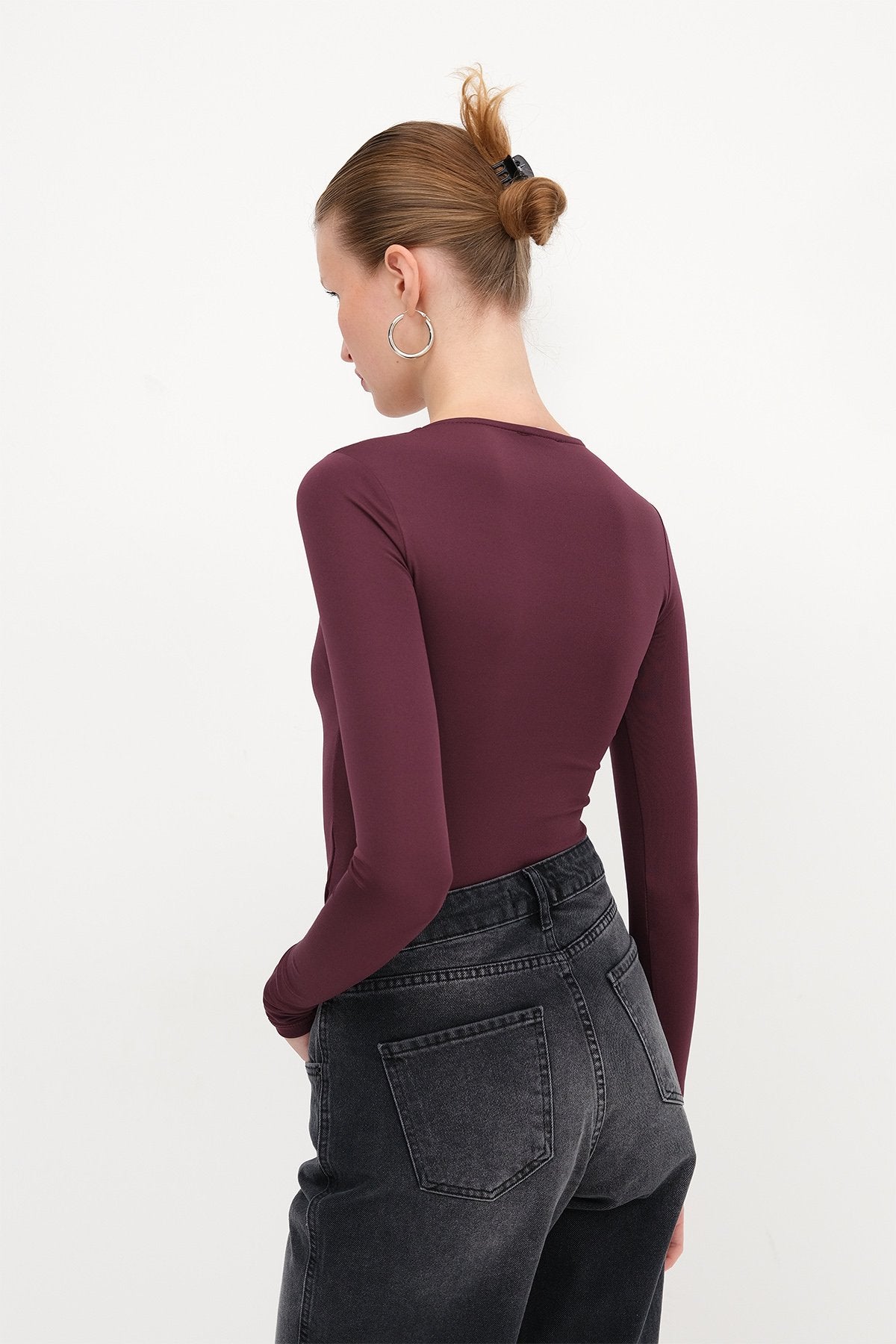 Gardenia_Crew-Neck-Long-Sleeve-Basic-Bodysuit-addax