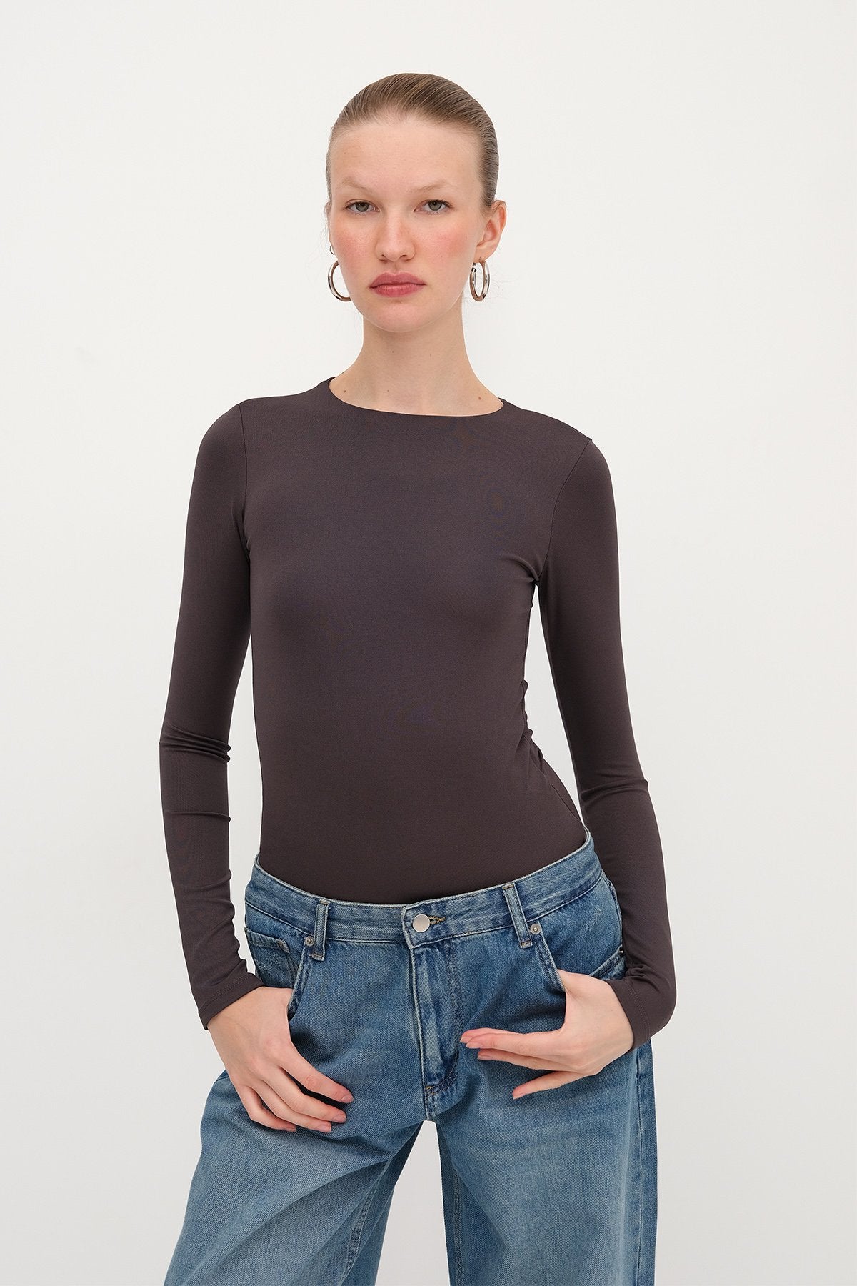 Soft-Brown_Crew-Neck-Long-Sleeve-Basic-Bodysuit-addax