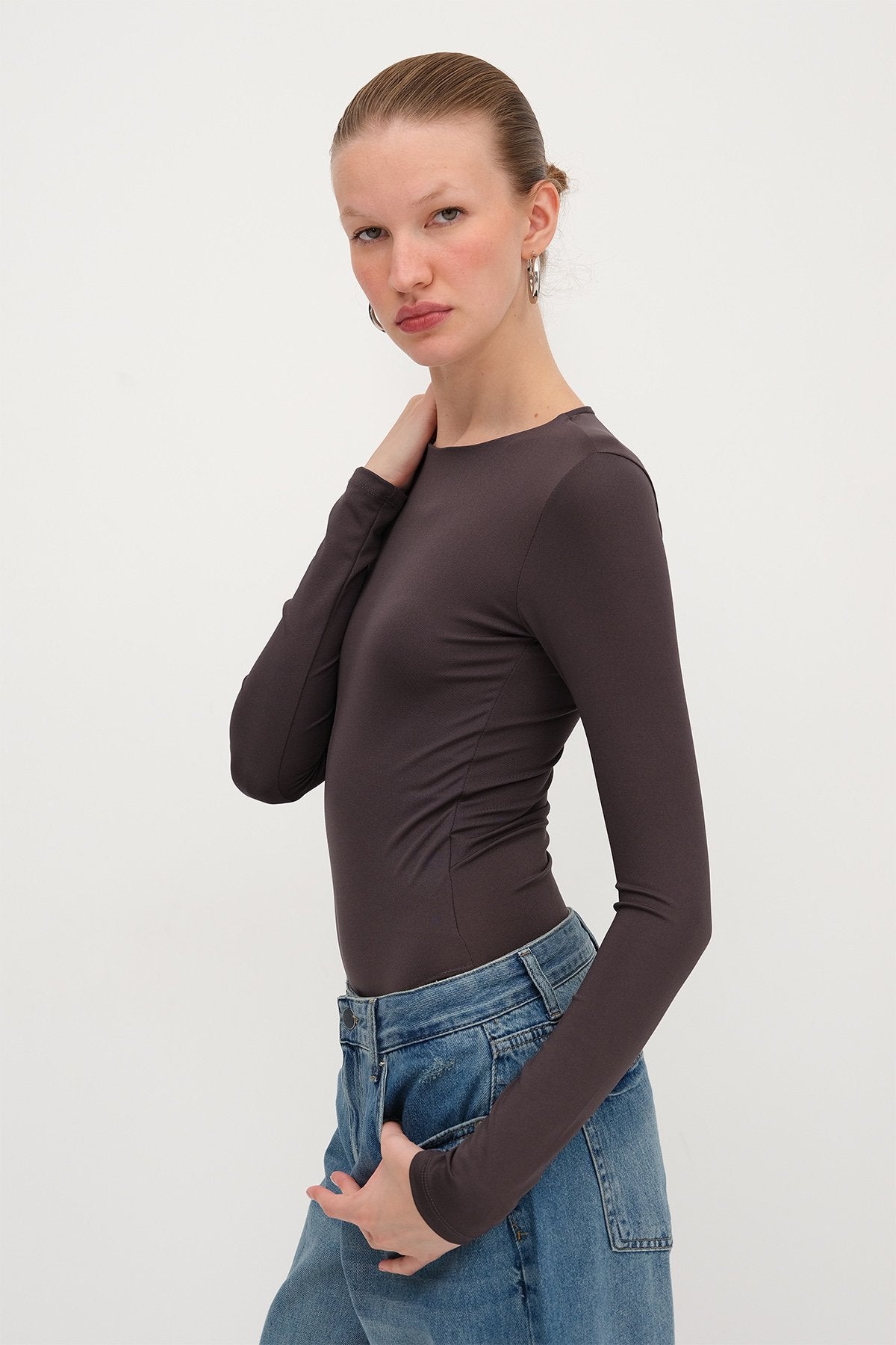 Soft-Brown_Crew-Neck-Long-Sleeve-Basic-Bodysuit-addax