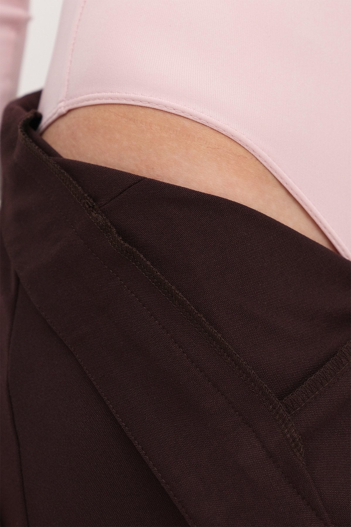 Lotus_Crew-Neck-Long-Sleeve-Basic-Bodysuit-addax