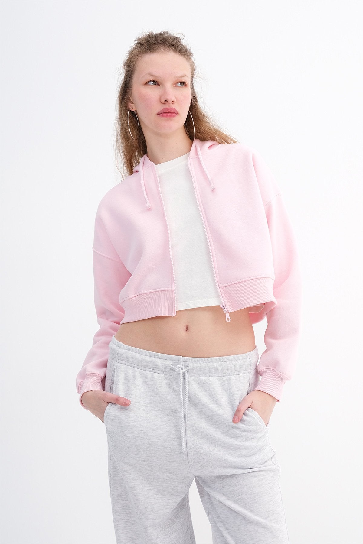 Pink_Raised-Zipper-Sweatshirt-addax