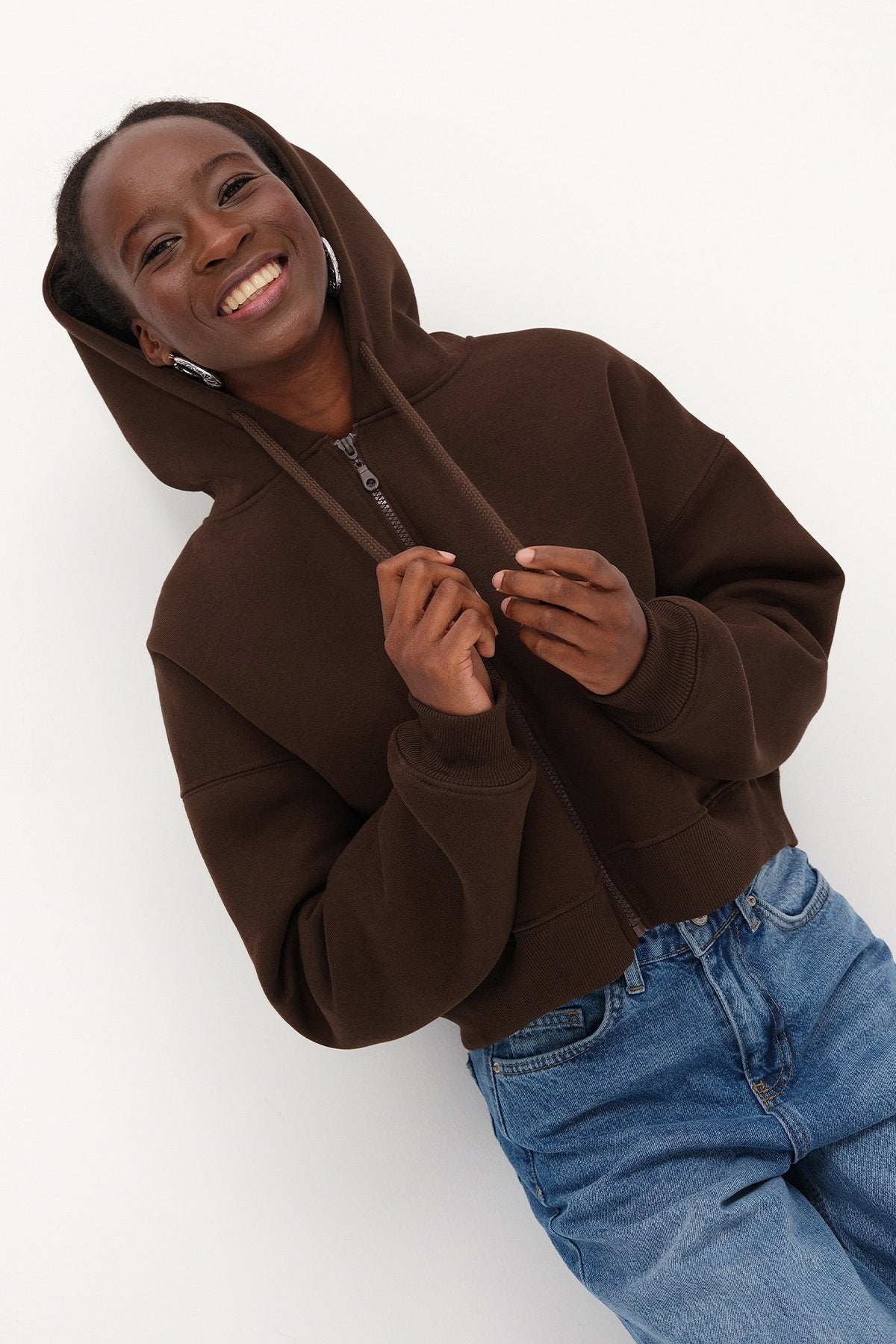 Dark-Brown_Raised-Zipper-Sweatshirt-addax