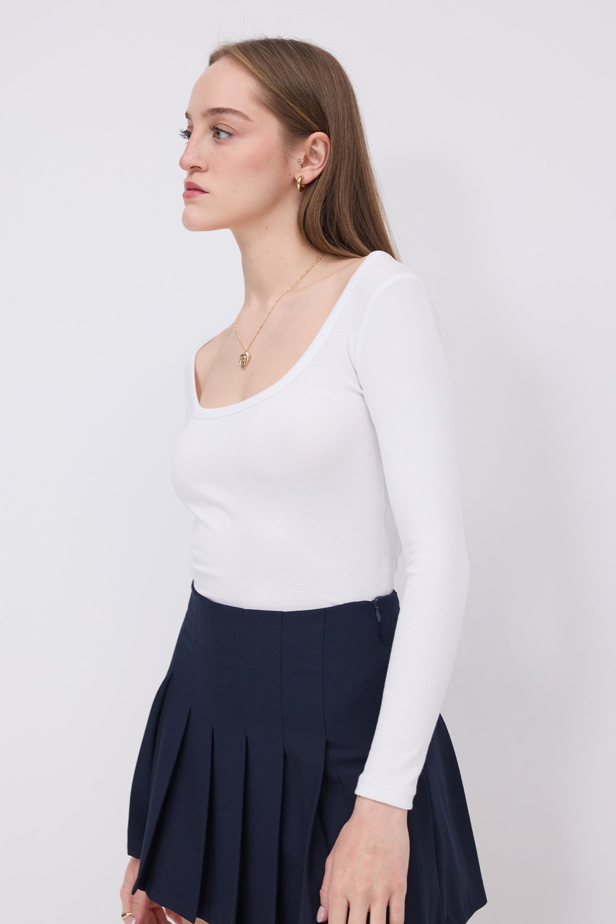 White_U-Neck-Long-Sleeve-Modal-Top-addax