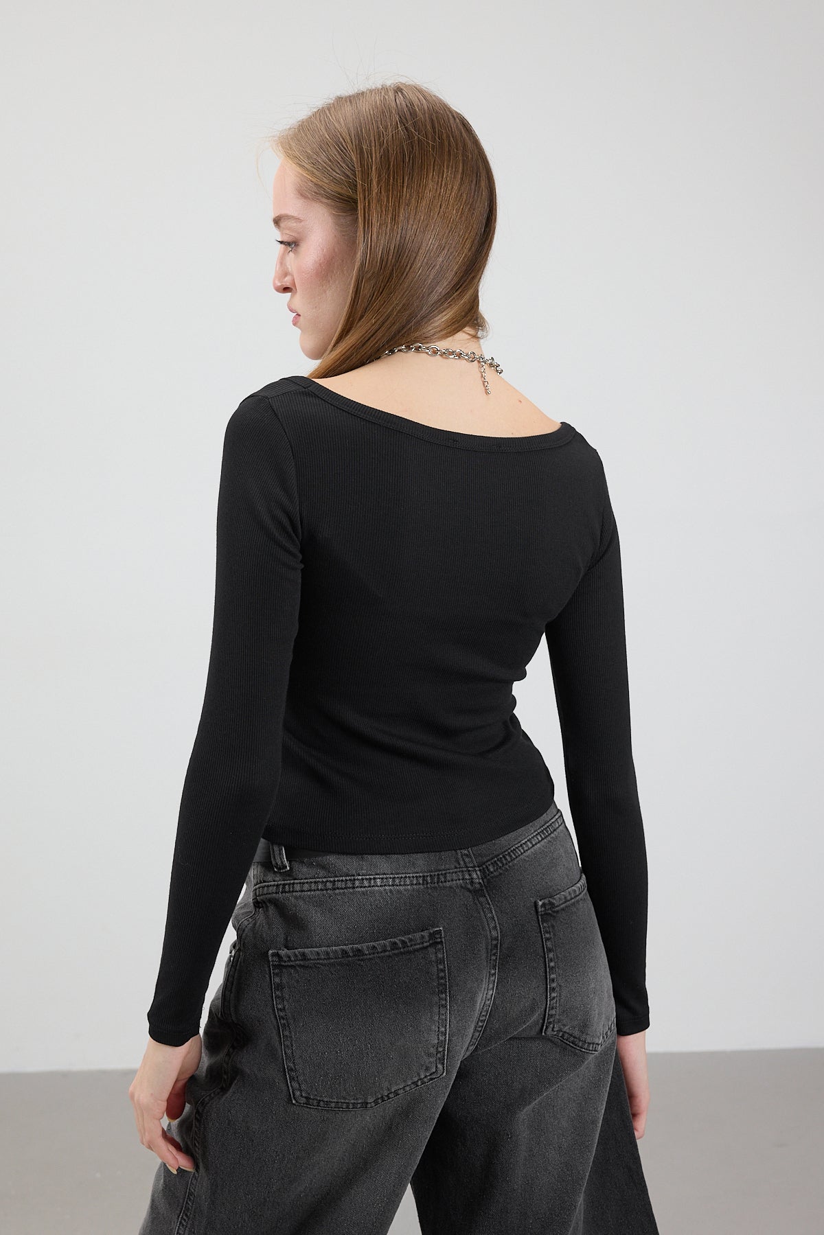 Black_U-Neck-Long-Sleeve-Modal-Top-addax