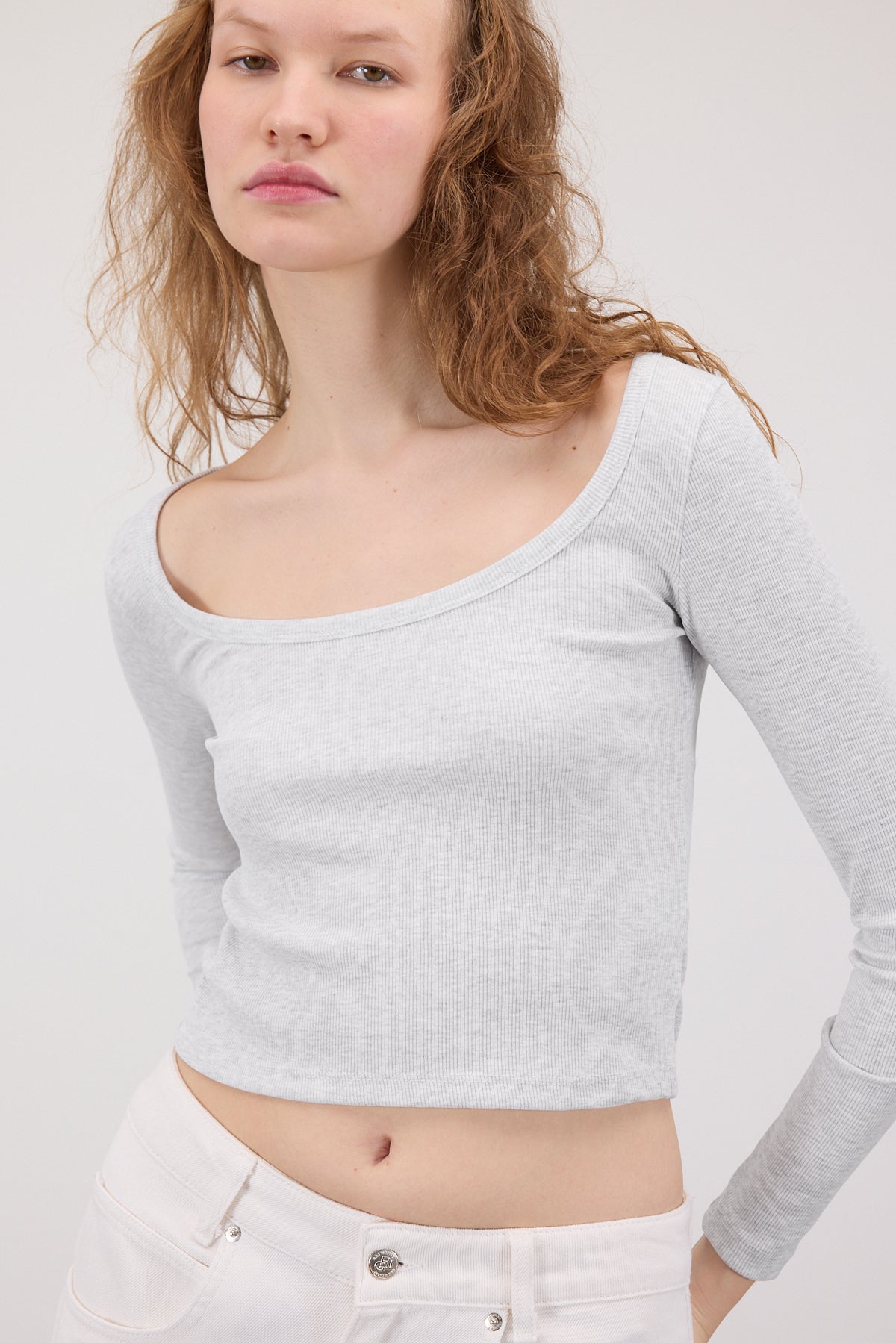 Snow-Melange_U-Neck-Long-Sleeve-Modal-Top-addax