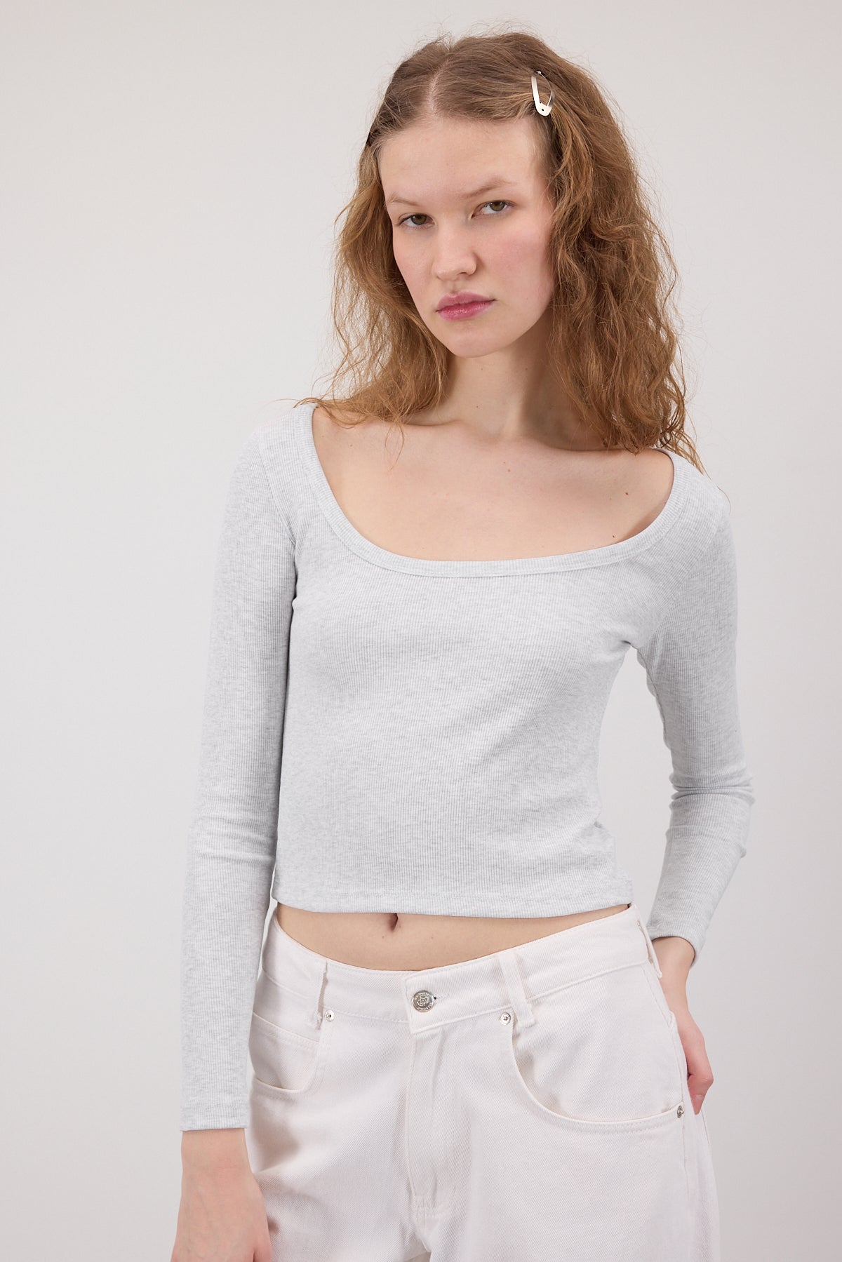 Snow-Melange_U-Neck-Long-Sleeve-Modal-Top-addax