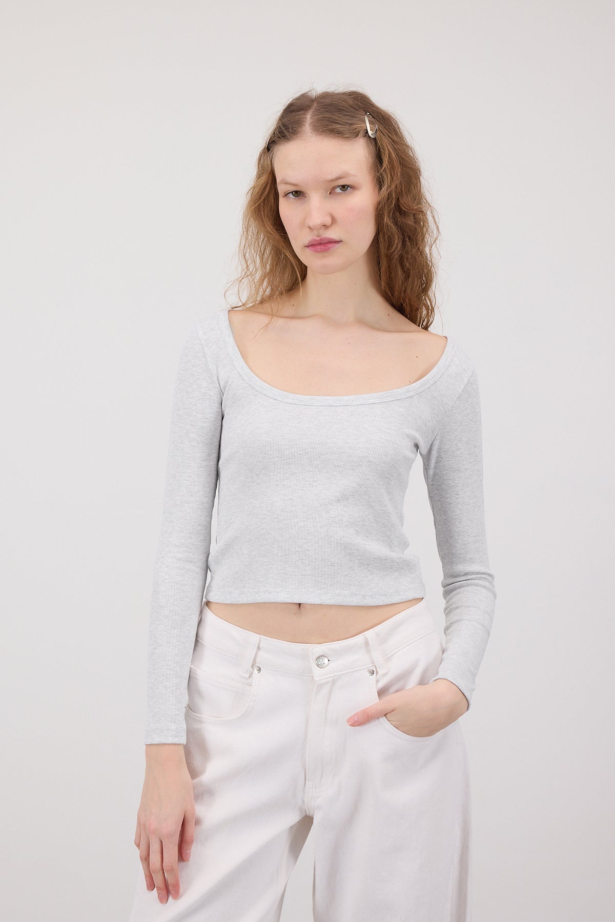 Snow-Melange_U-Neck-Long-Sleeve-Modal-Top-addax