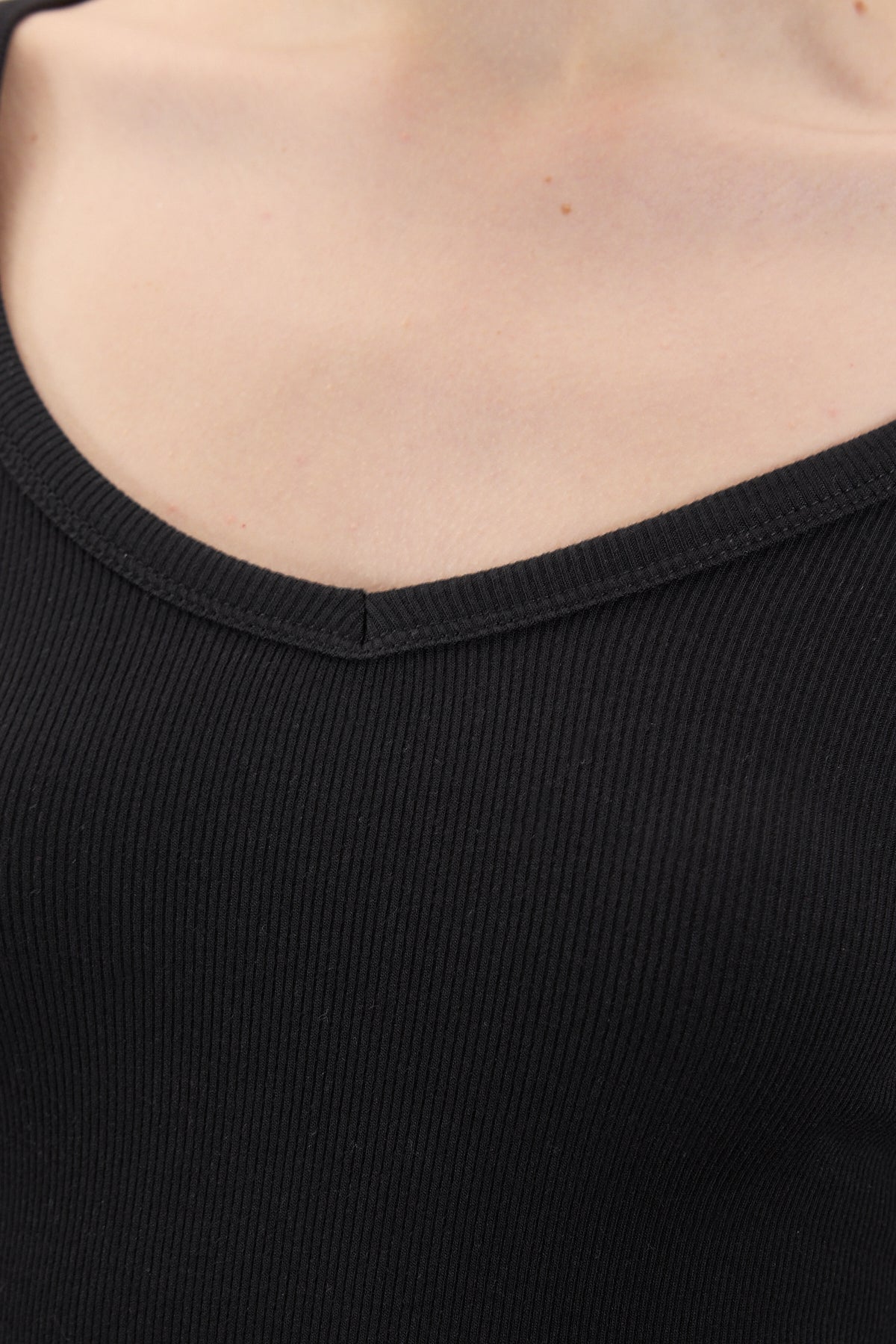 Black_V-Neck-Long-Sleeve-Modal-Top-addax