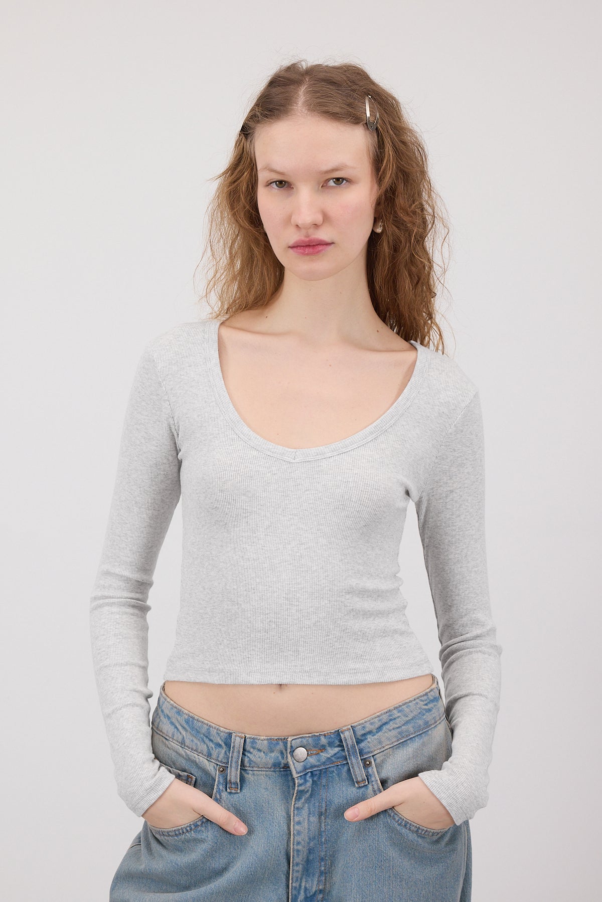 Snow-Melange_V-Neck-Long-Sleeve-Modal-Top-addax