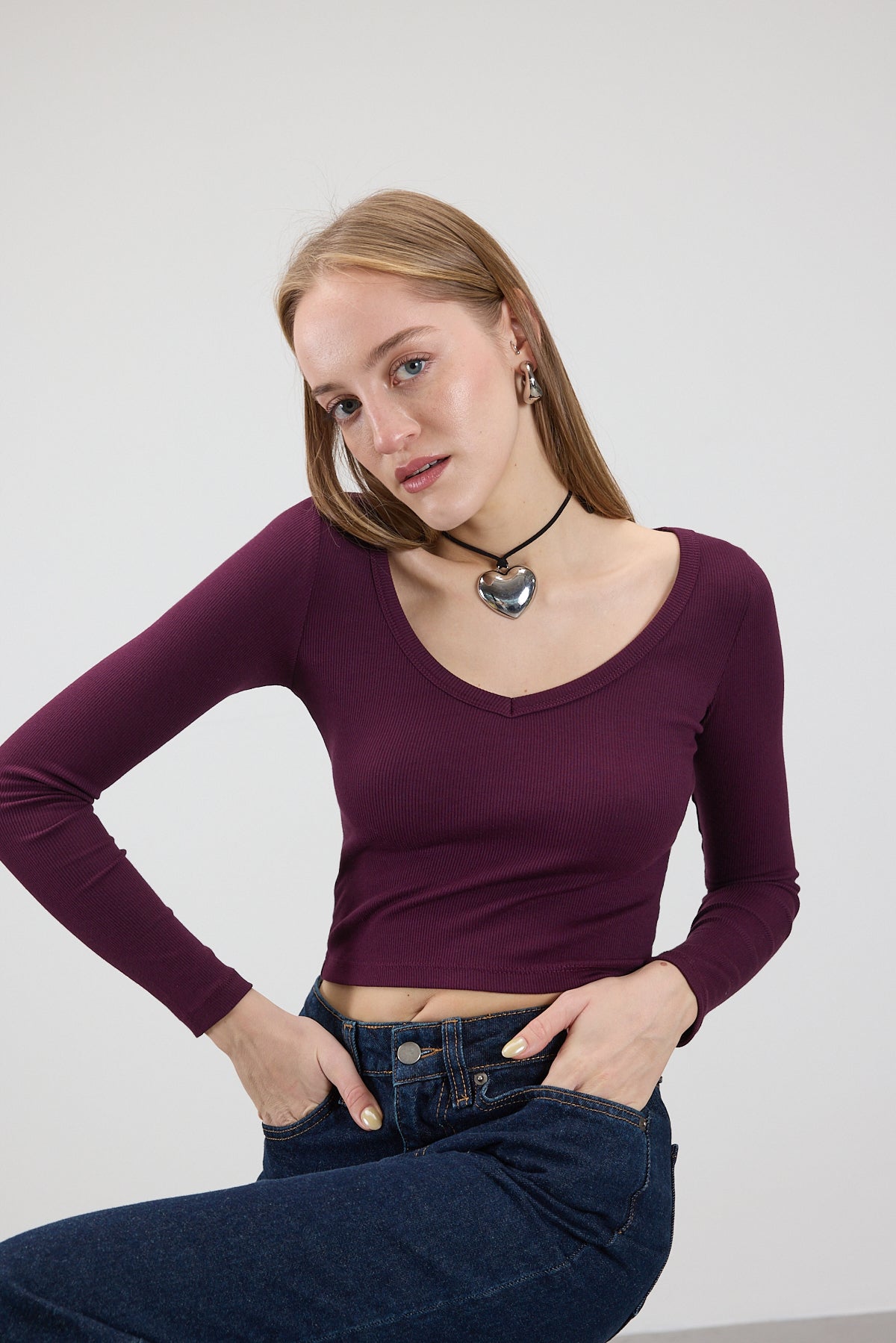 Gardenia_V-Neck-Long-Sleeve-Modal-Top-addax