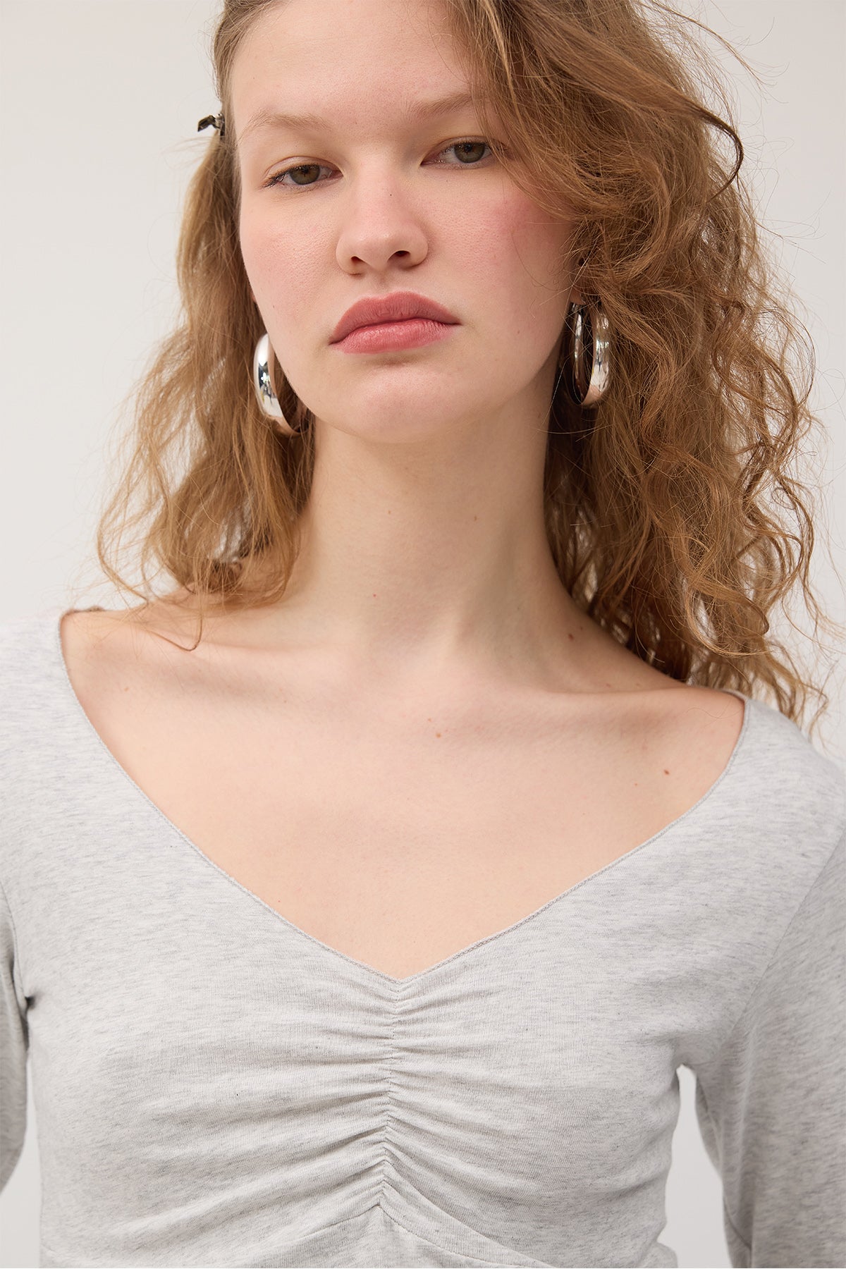 Snow-Melange_Front-Pleated-Long-Sleeve-Blouse-addax