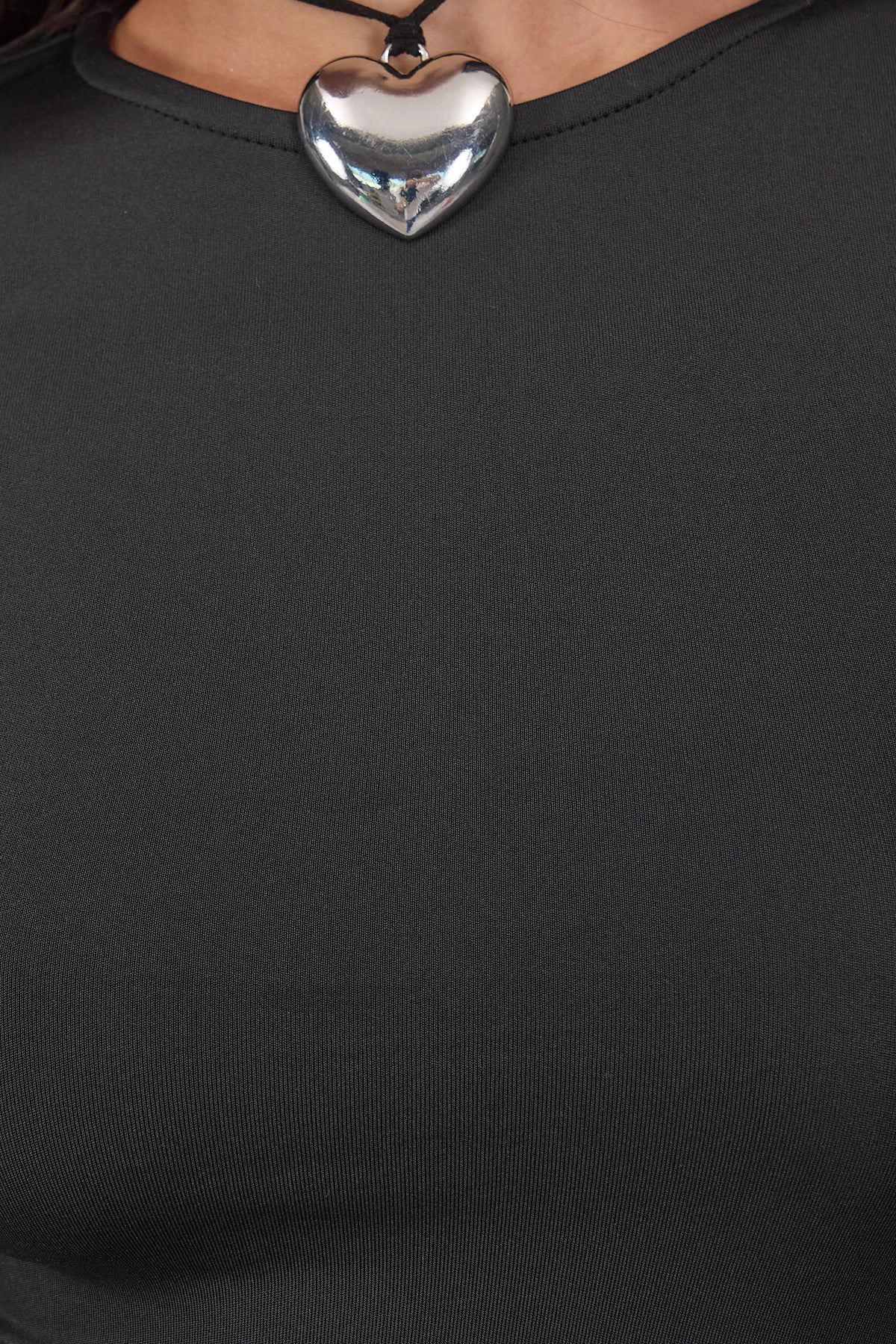 Black_Crew-Neck-Long-Sleeve-Top-addax