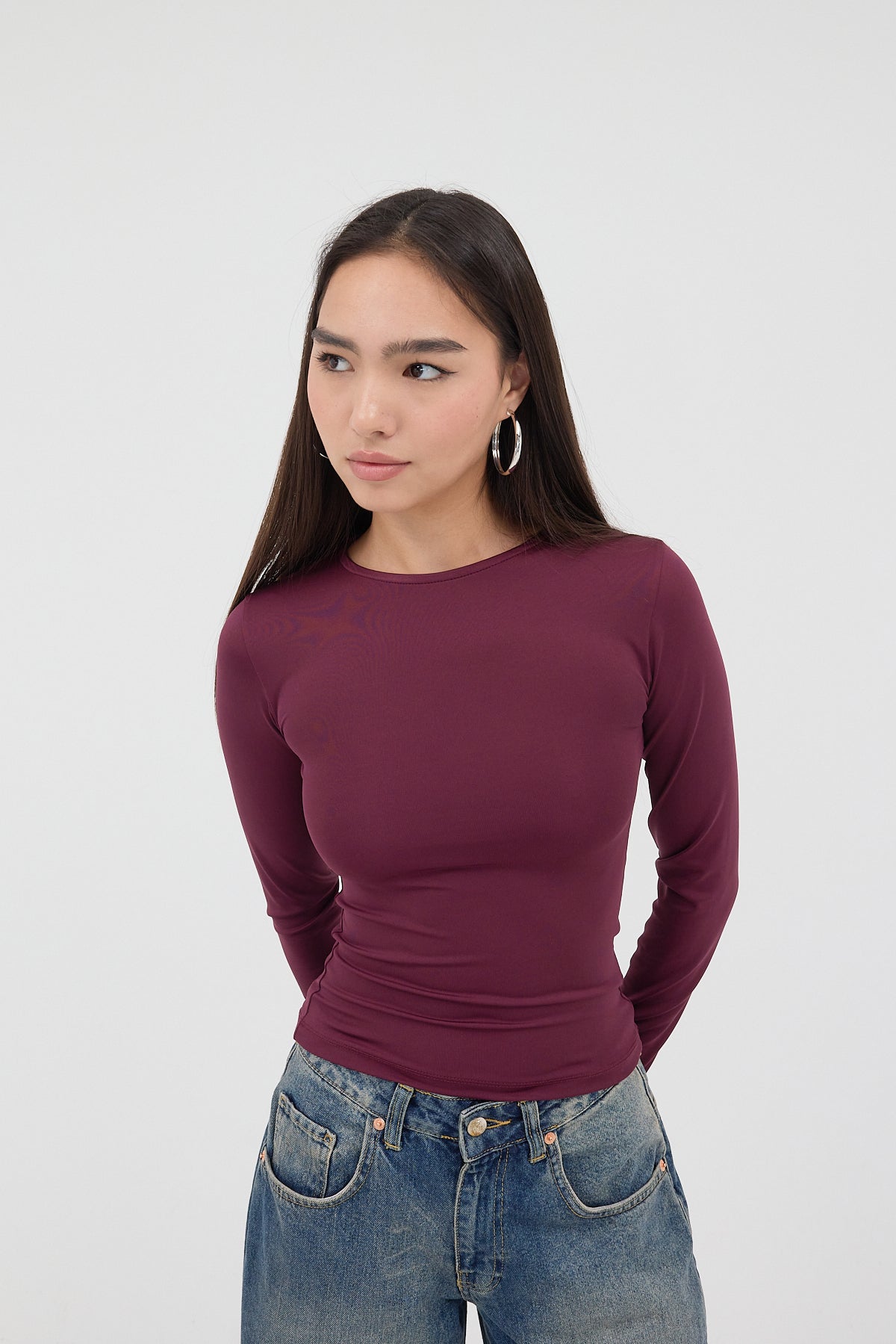 Gardenia_Crew-Neck-Long-Sleeve-Top-addax