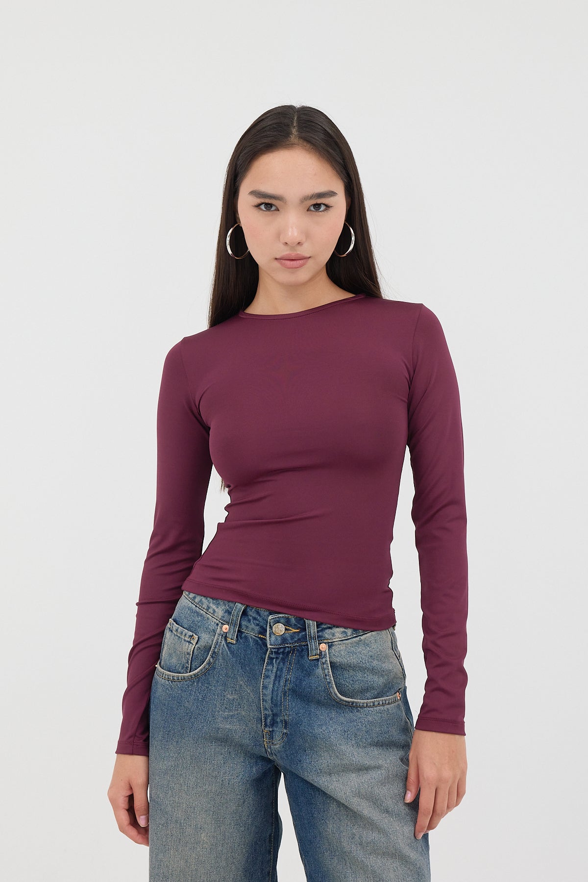 Gardenia_Crew-Neck-Long-Sleeve-Top-addax