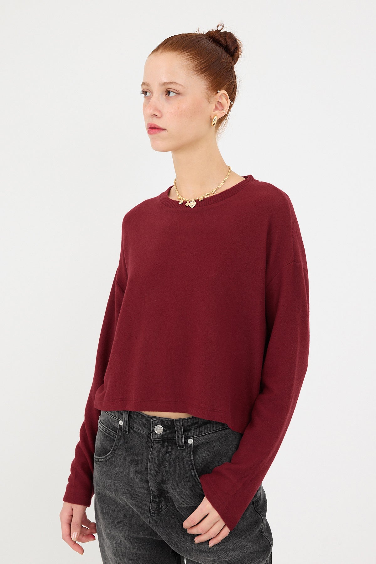 Burgundy_Soft-Textured-Crew-Neck-Knit-Sweater-addax