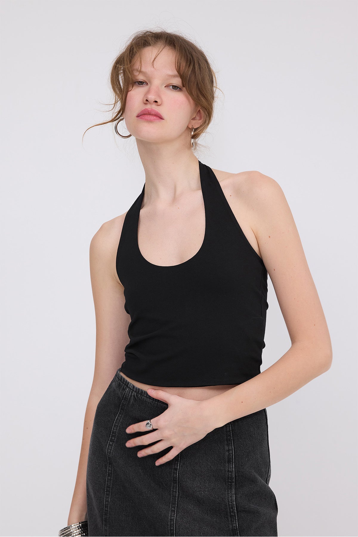 Black_Neck-Blouse-addax