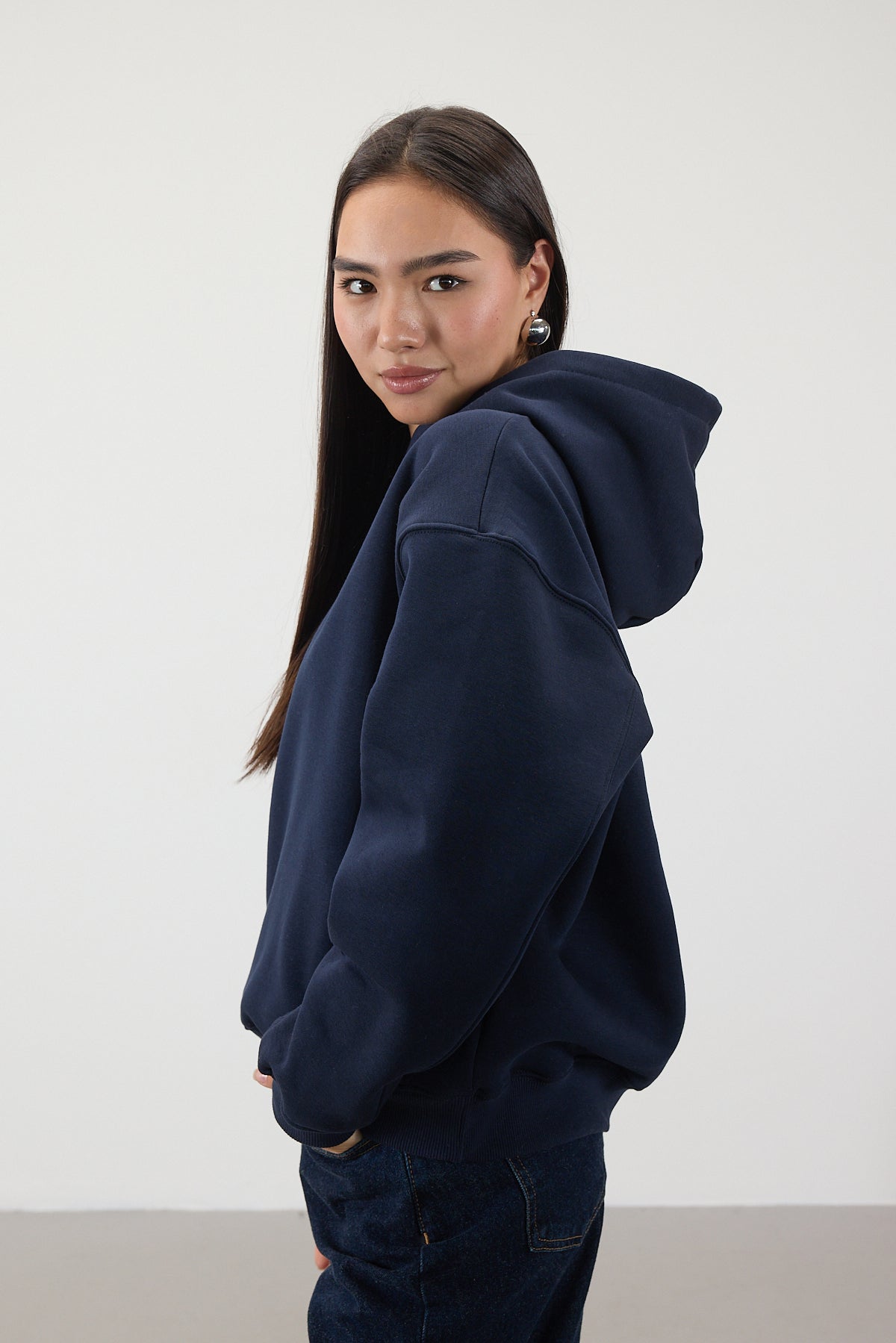 Night-Blue_Hooded-Ribbon-Sweatshirt-addax
