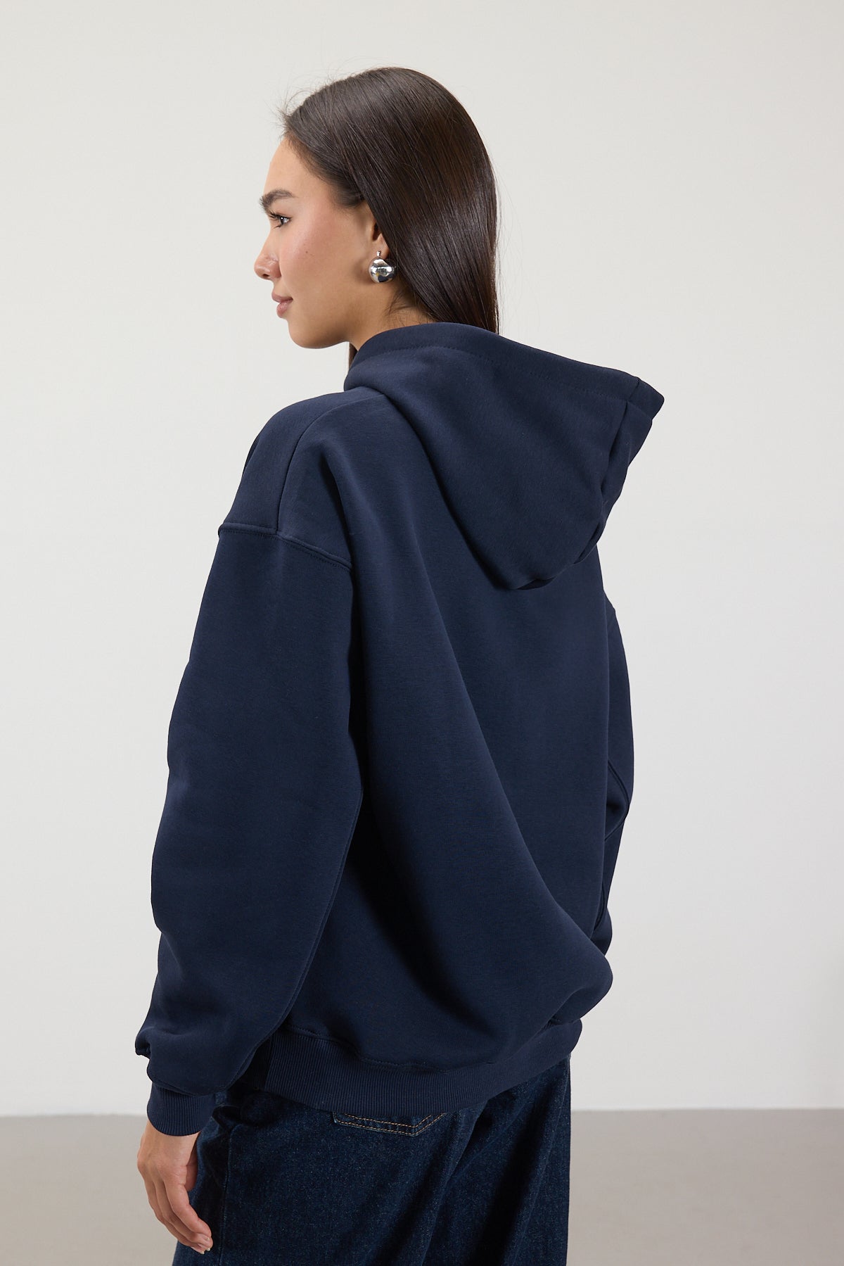 Night-Blue_Hooded-Ribbon-Sweatshirt-addax