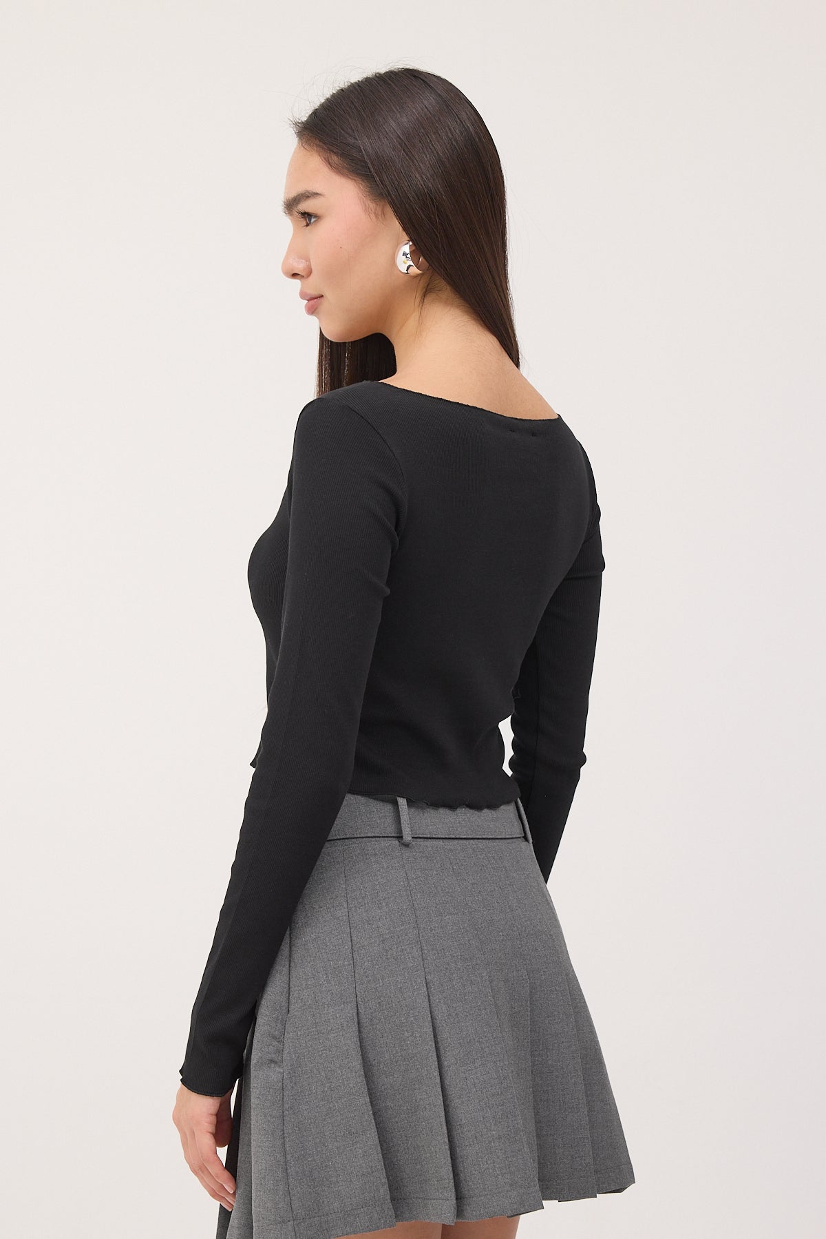 Black_Long-Sleeve-Basic-Blouse-addax