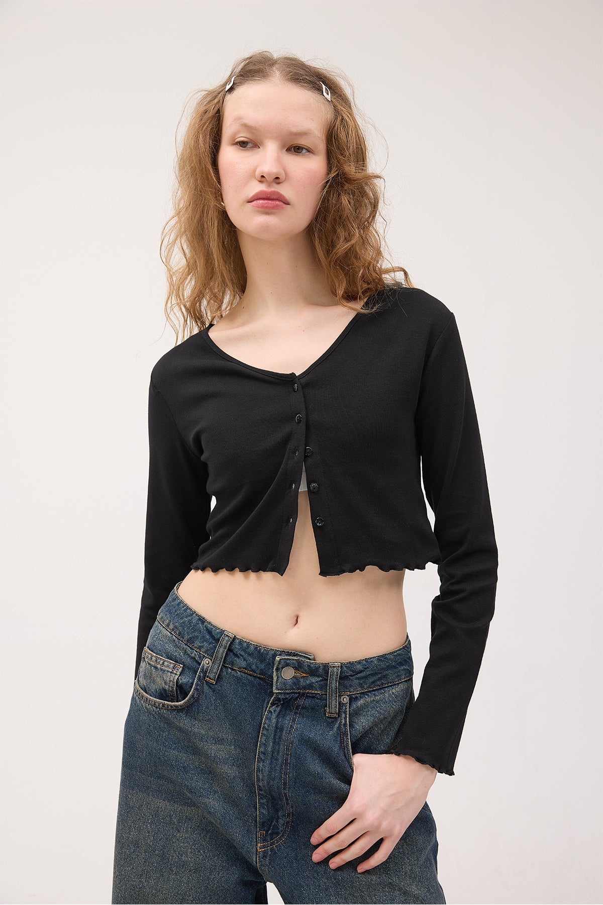 Black_Buttoned-Crop-Cardigan-addax